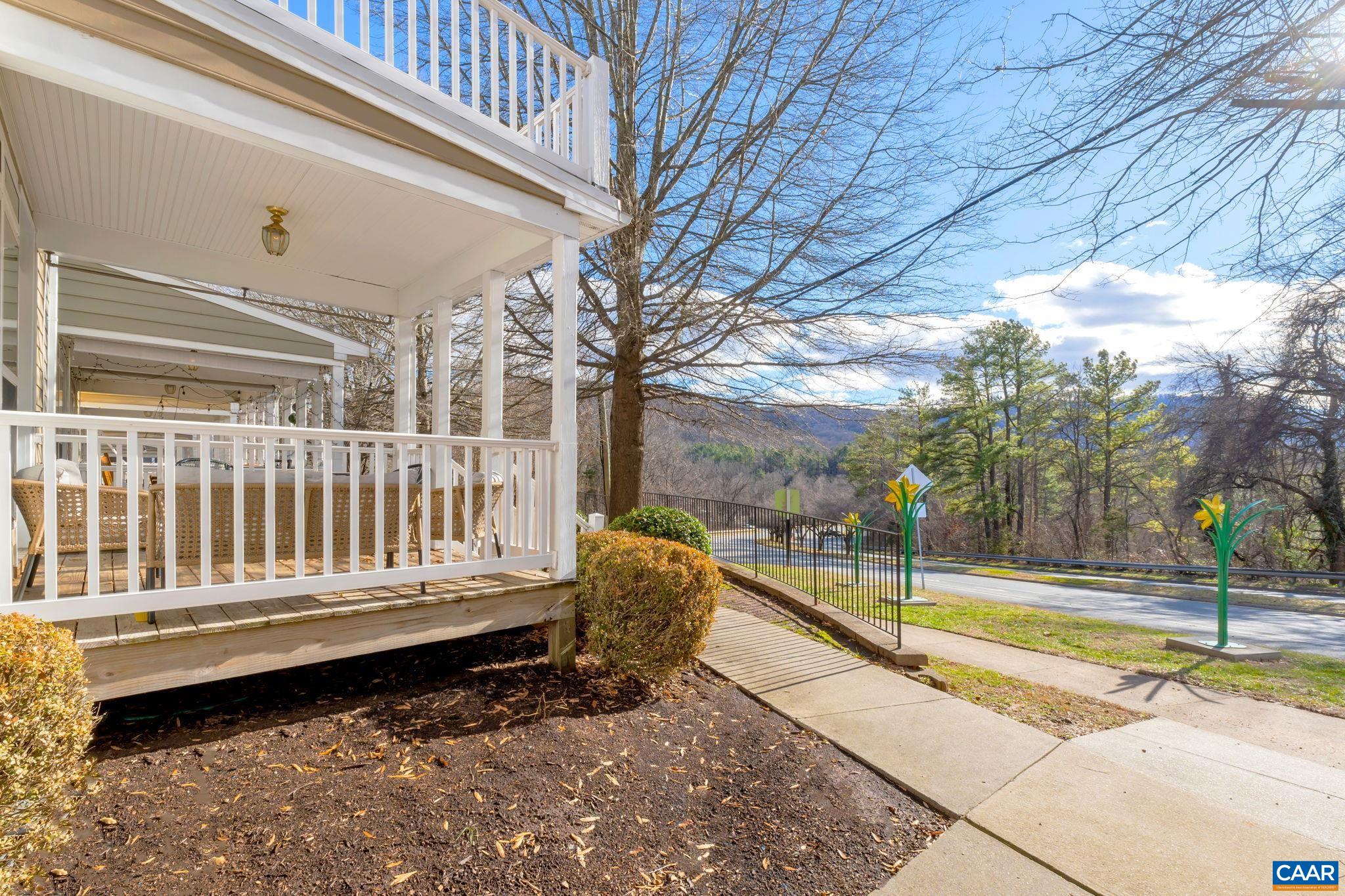 1105 DRUID AVE Unit: M