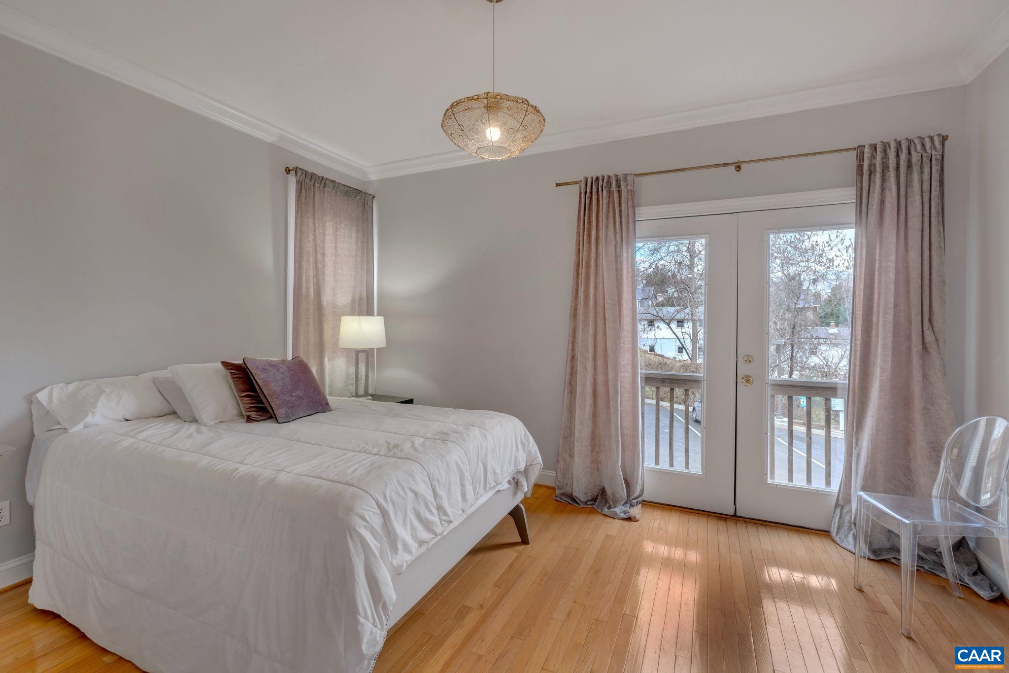 1105 DRUID AVE Unit: M