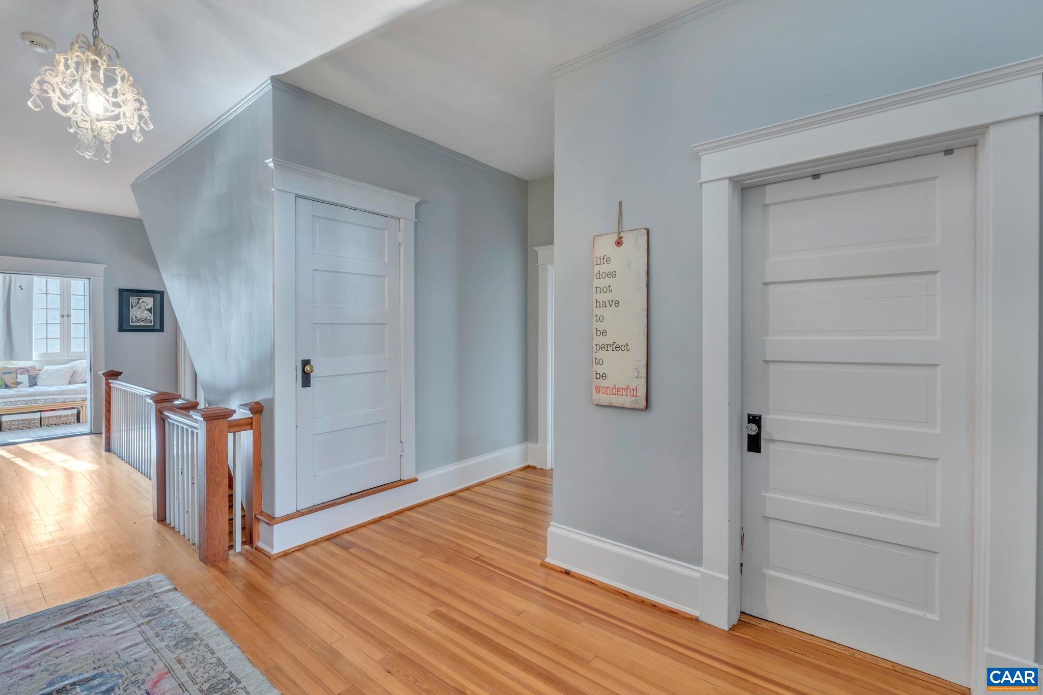31 UNIVERSITY CIR