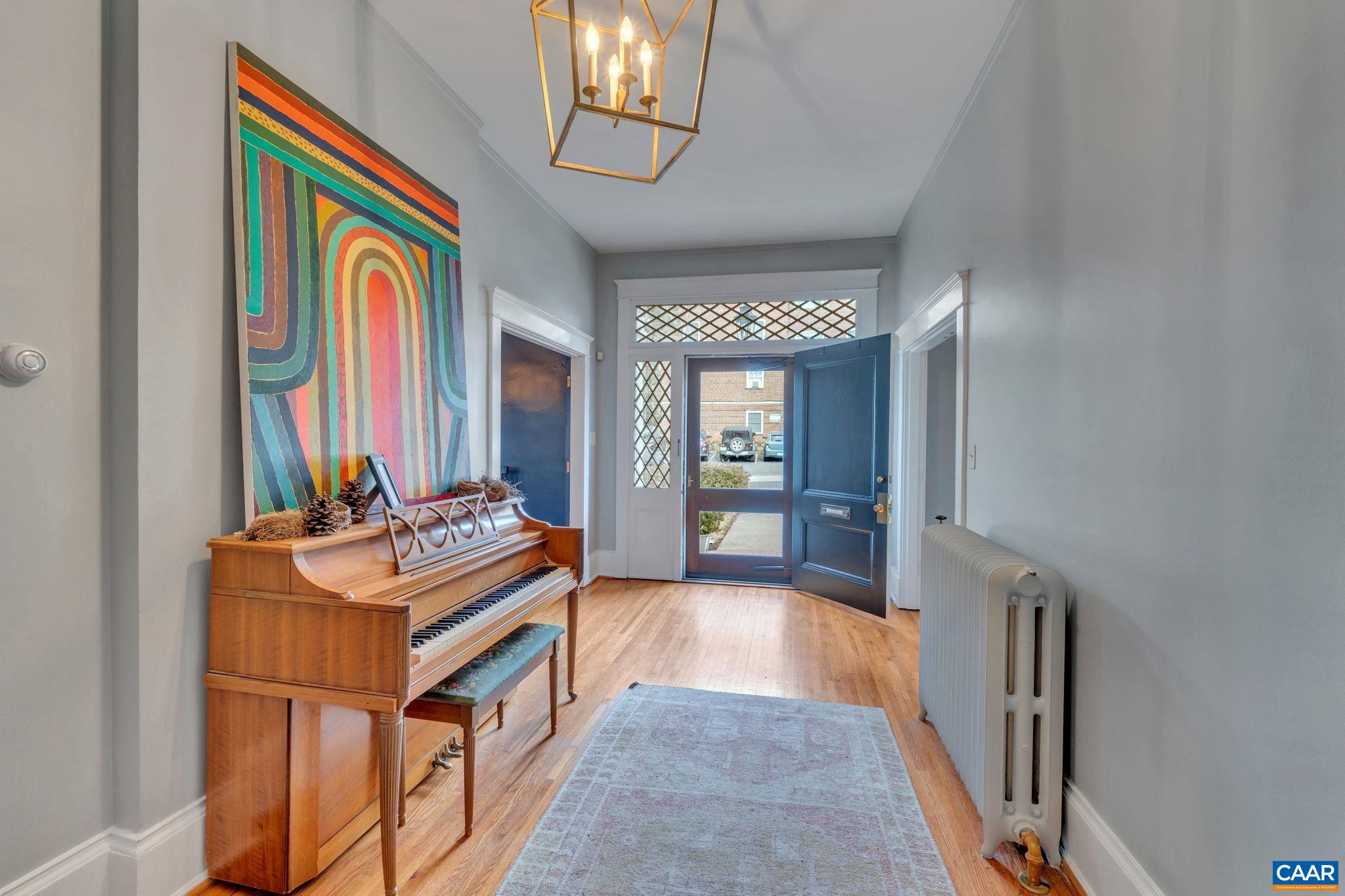 31 UNIVERSITY CIR