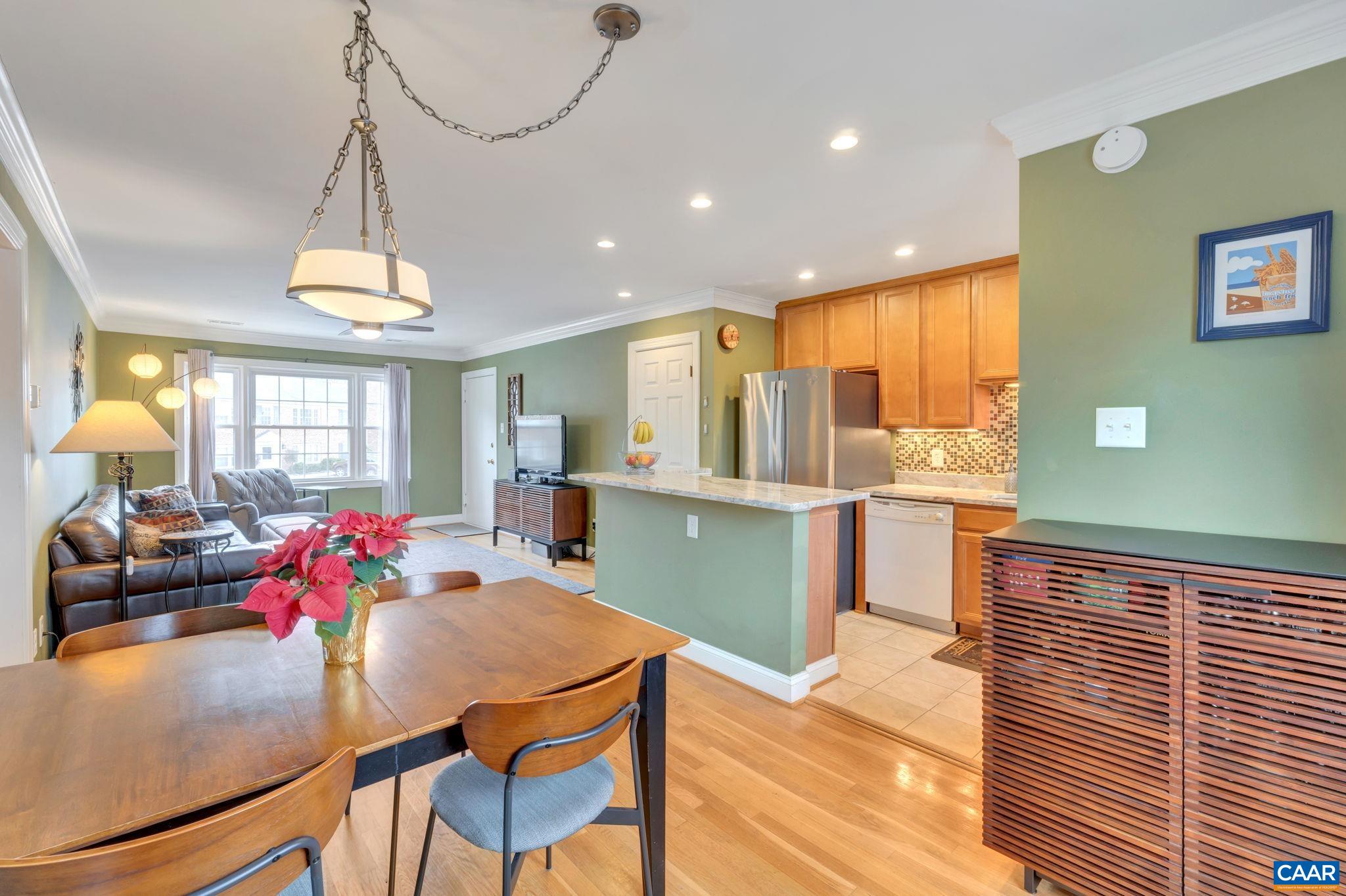 139 HESSIAN HILLS CIR Unit: 3