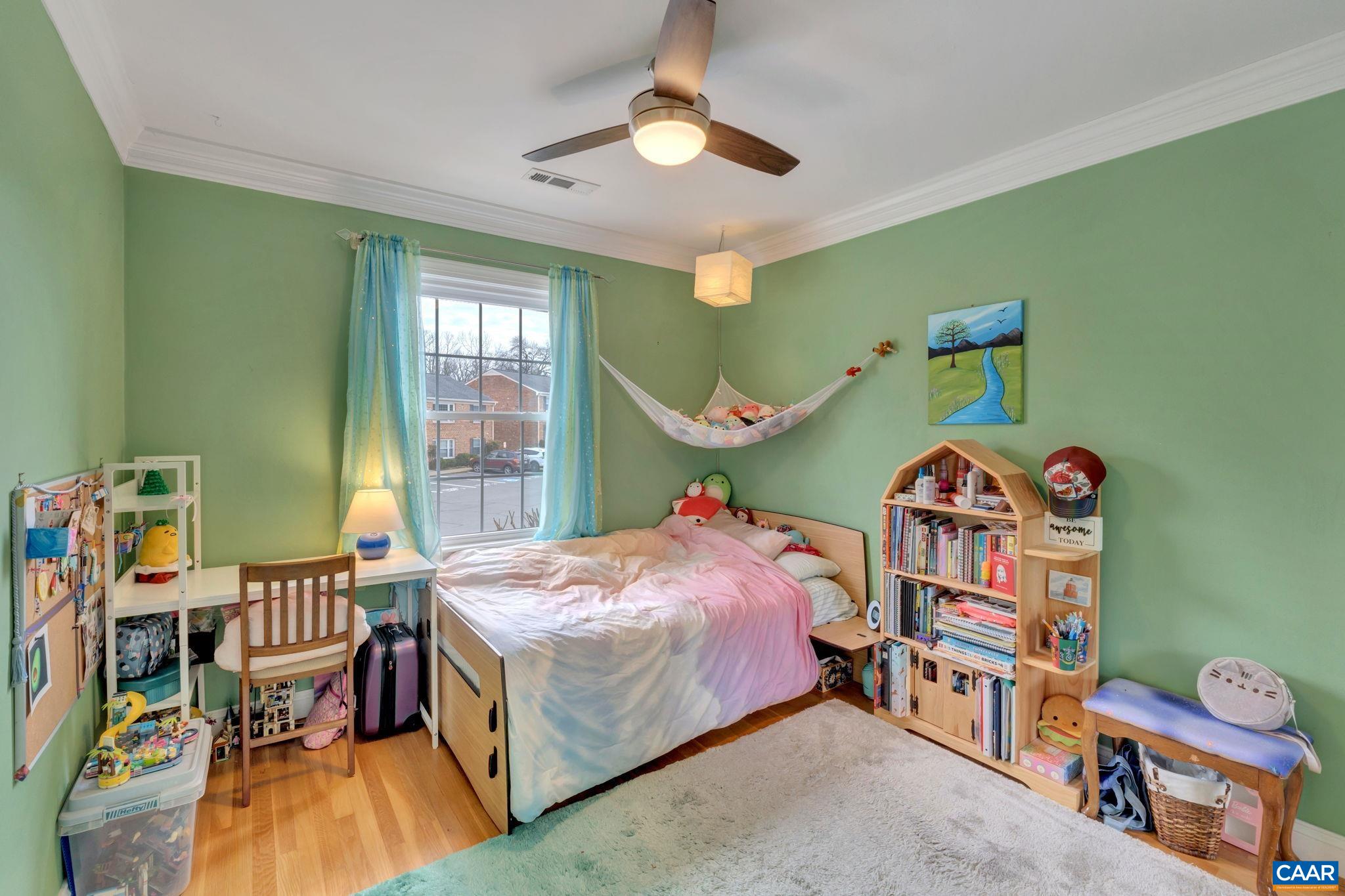139 HESSIAN HILLS CIR Unit: 3