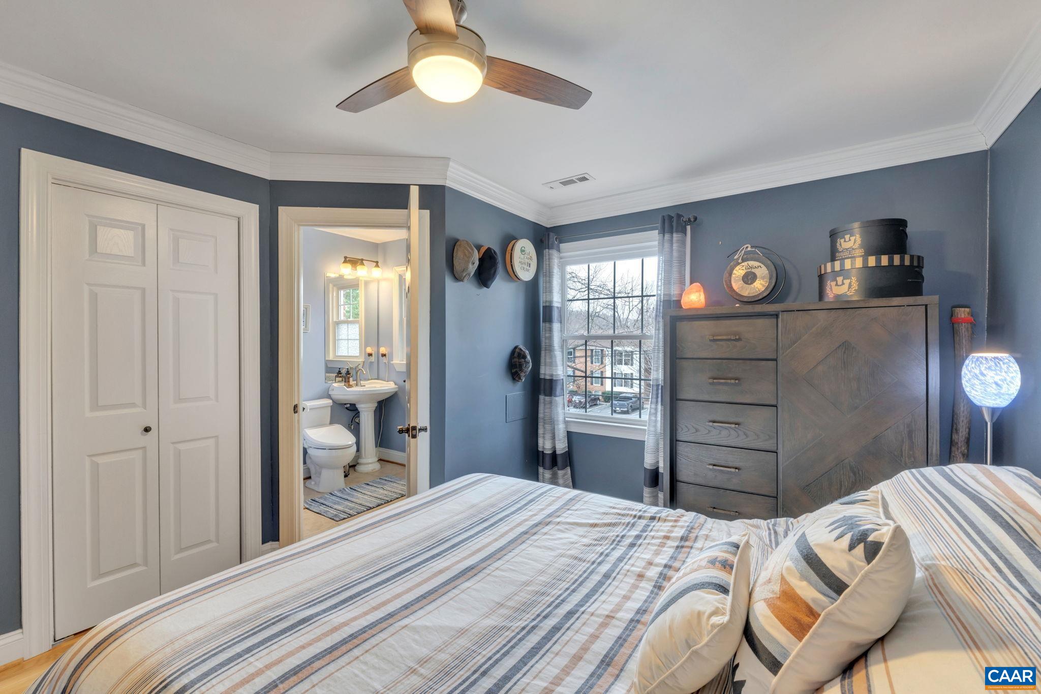 139 HESSIAN HILLS CIR Unit: 3