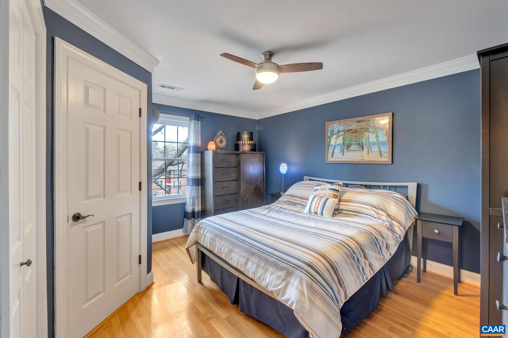 139 HESSIAN HILLS CIR Unit: 3
