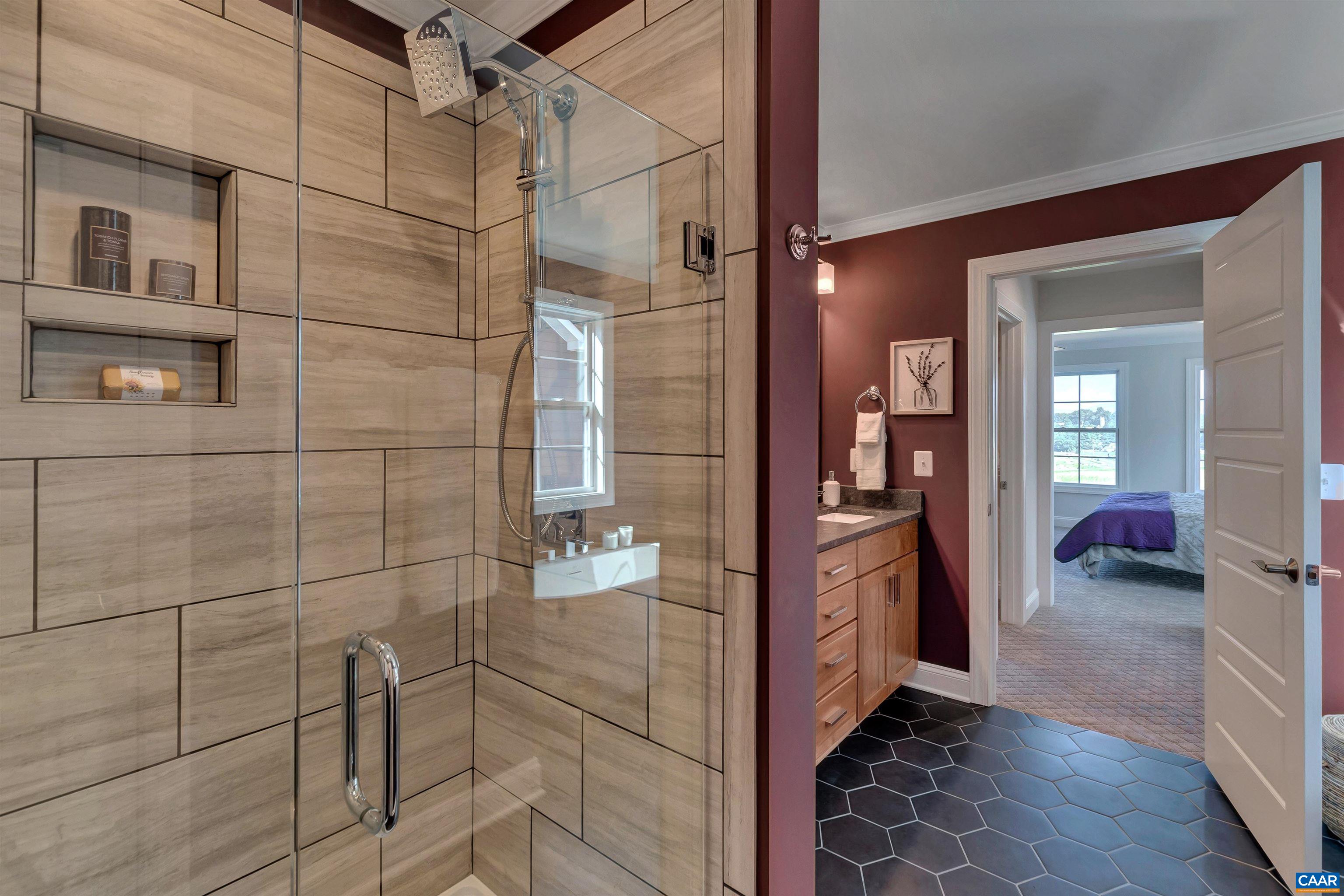 110 LONGFORD DR