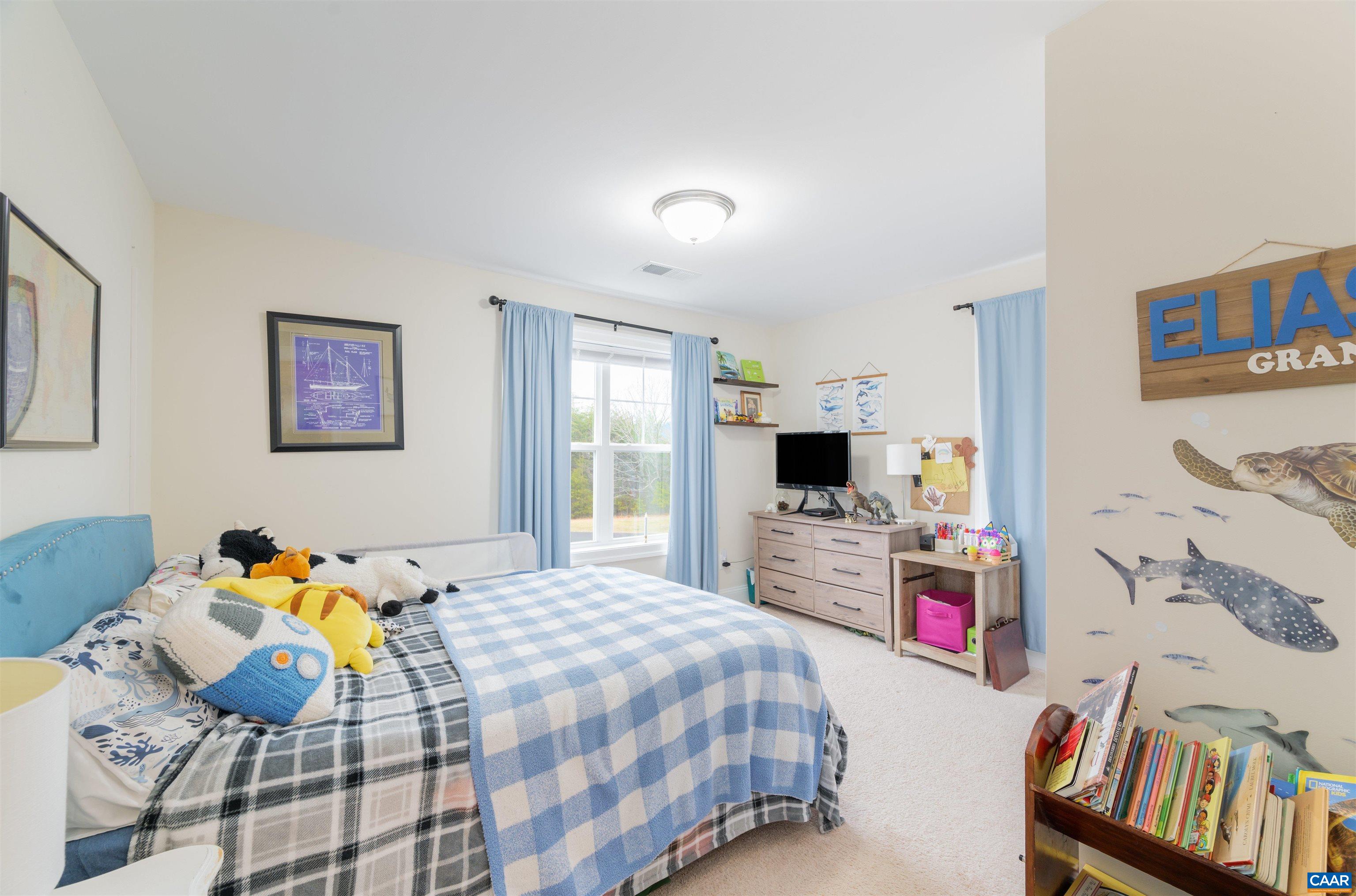 48 YATES CIR
