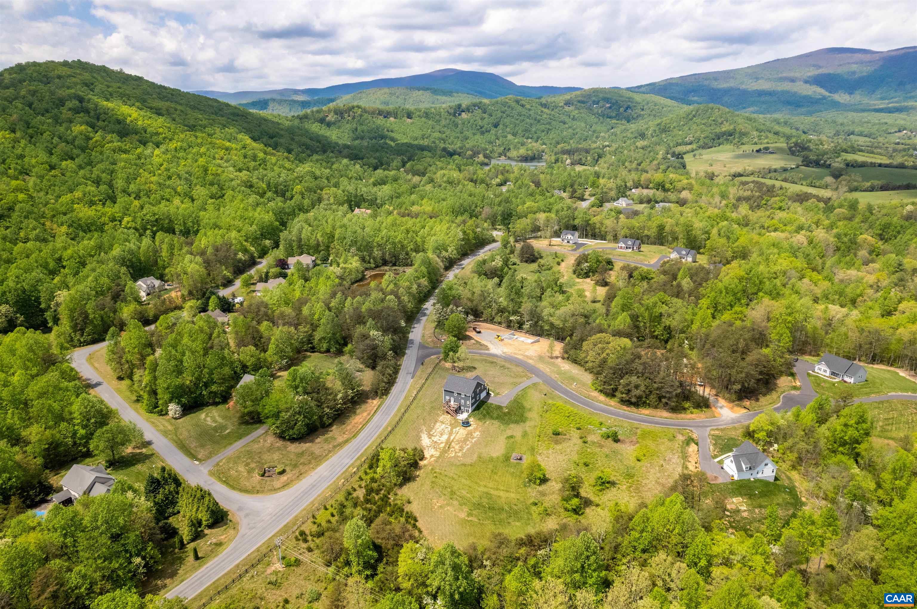48 YATES CIR