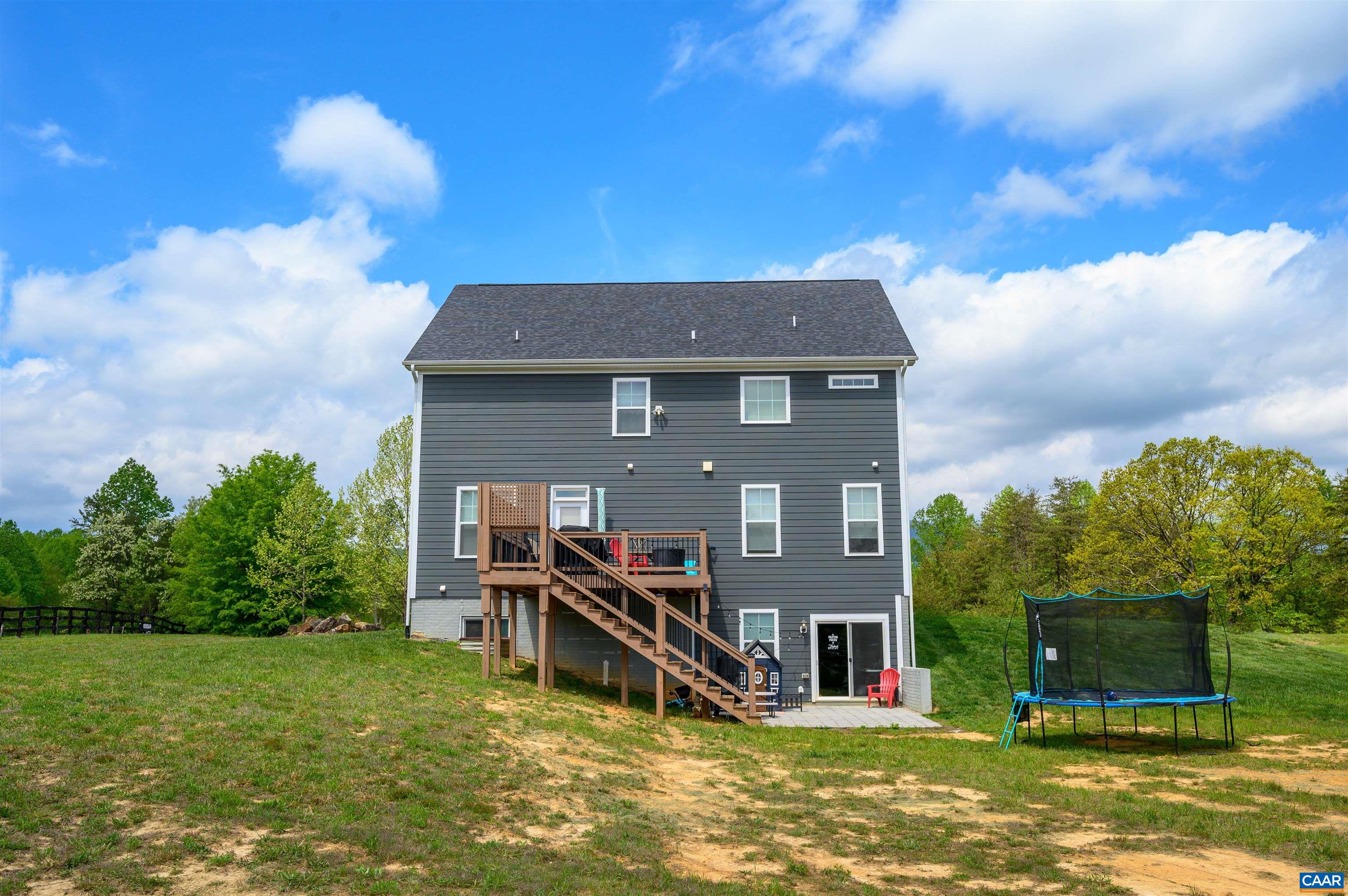48 YATES CIR