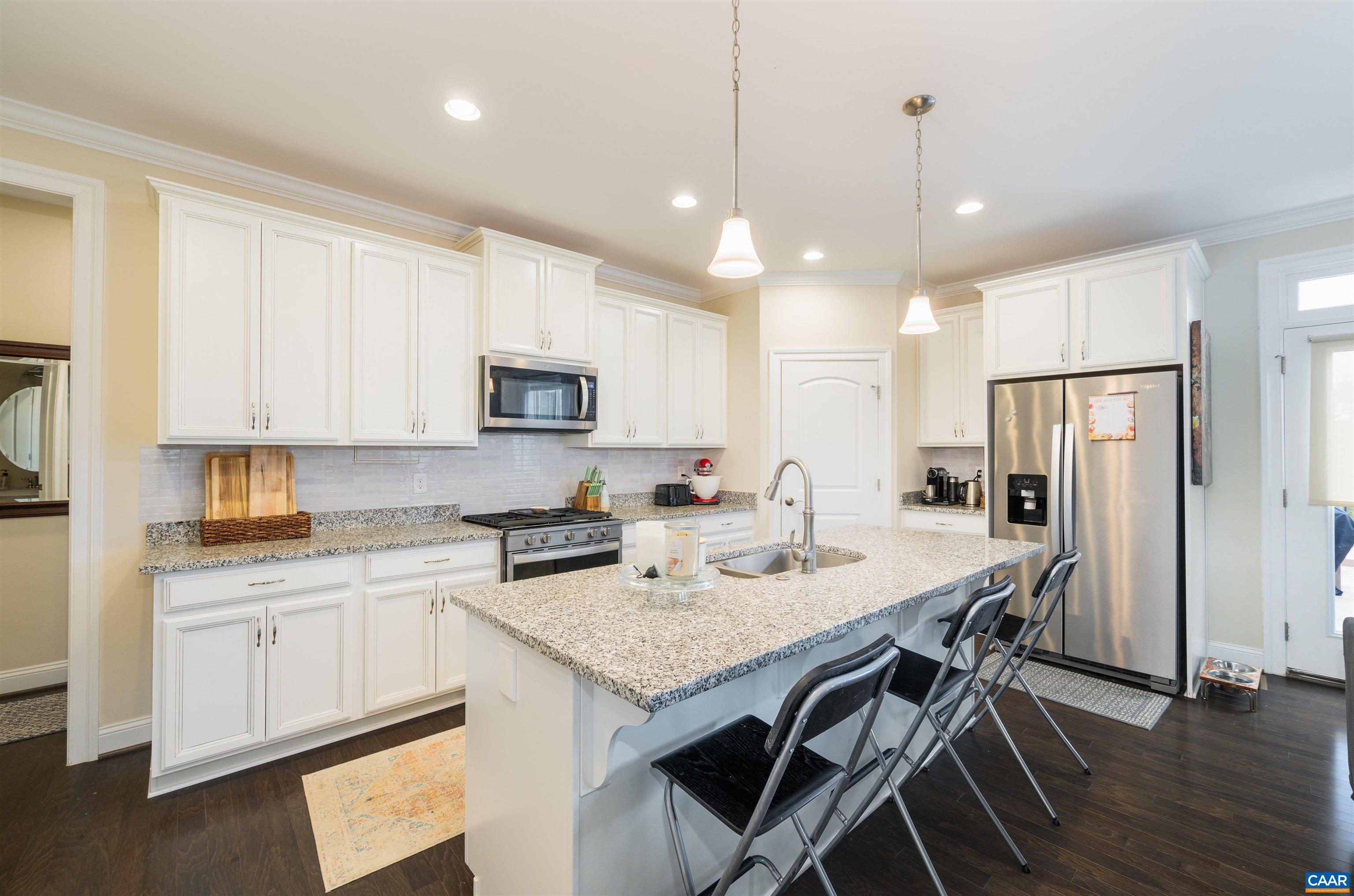48 YATES CIR