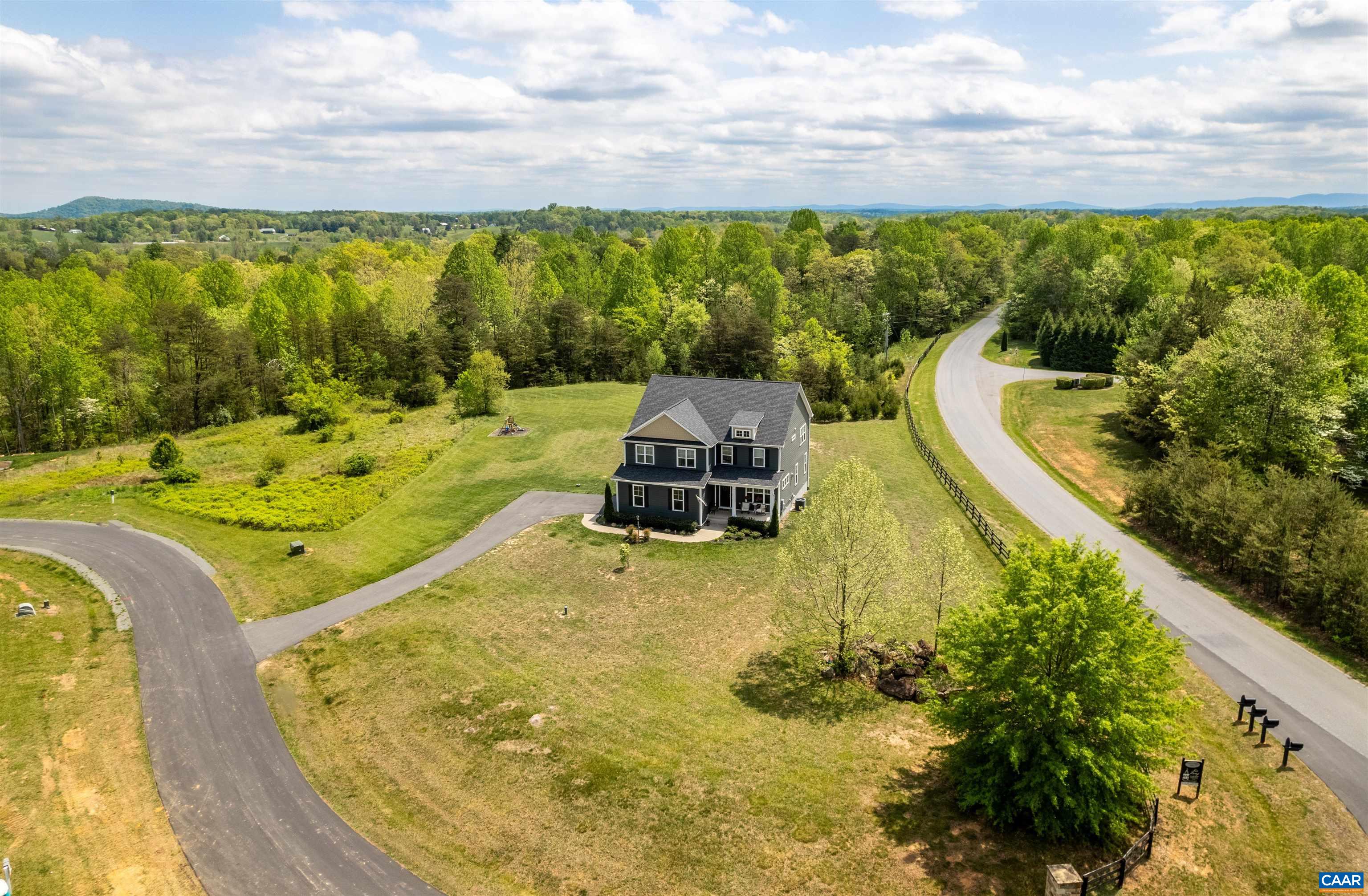 48 YATES CIR