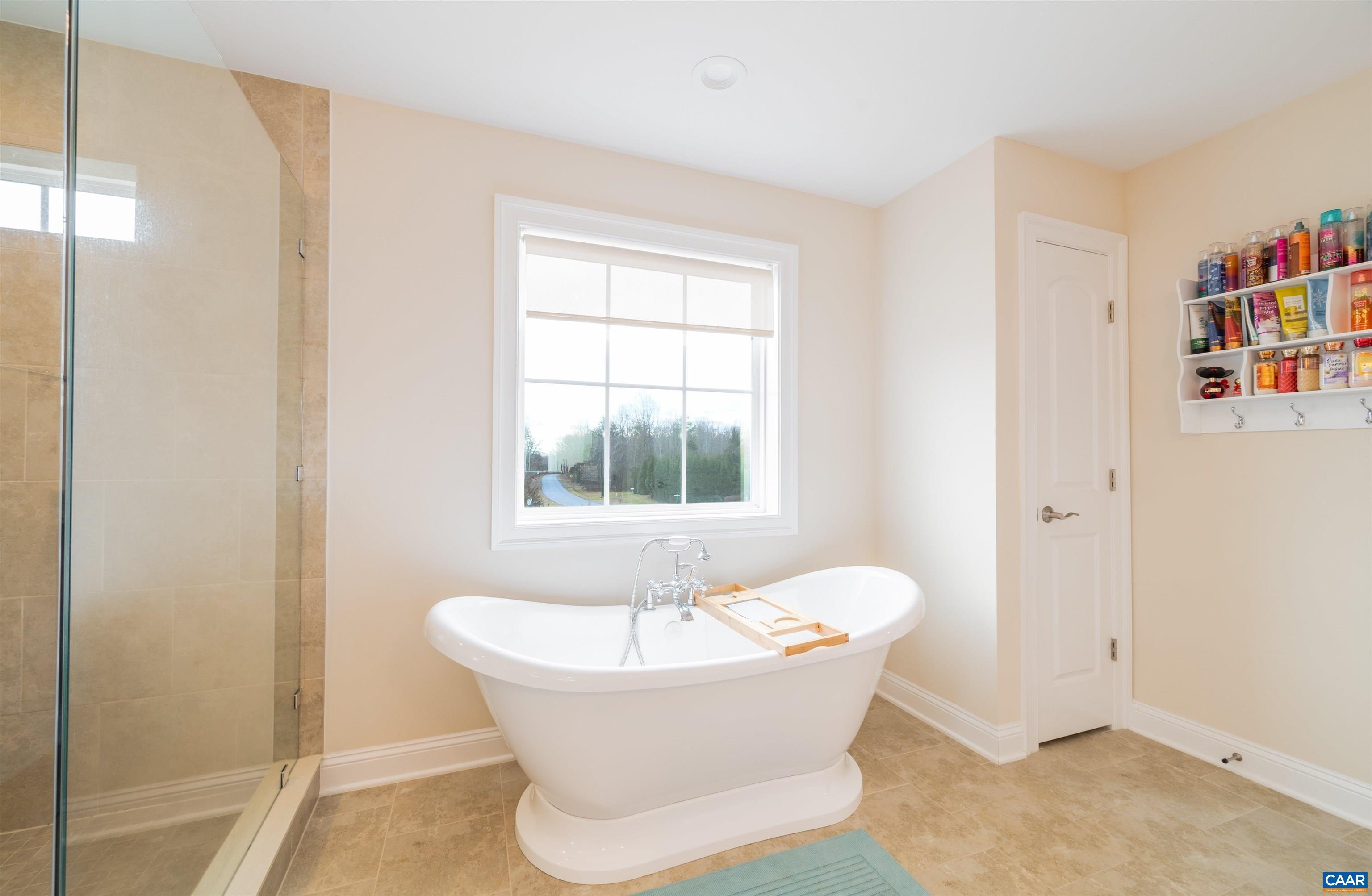 48 YATES CIR