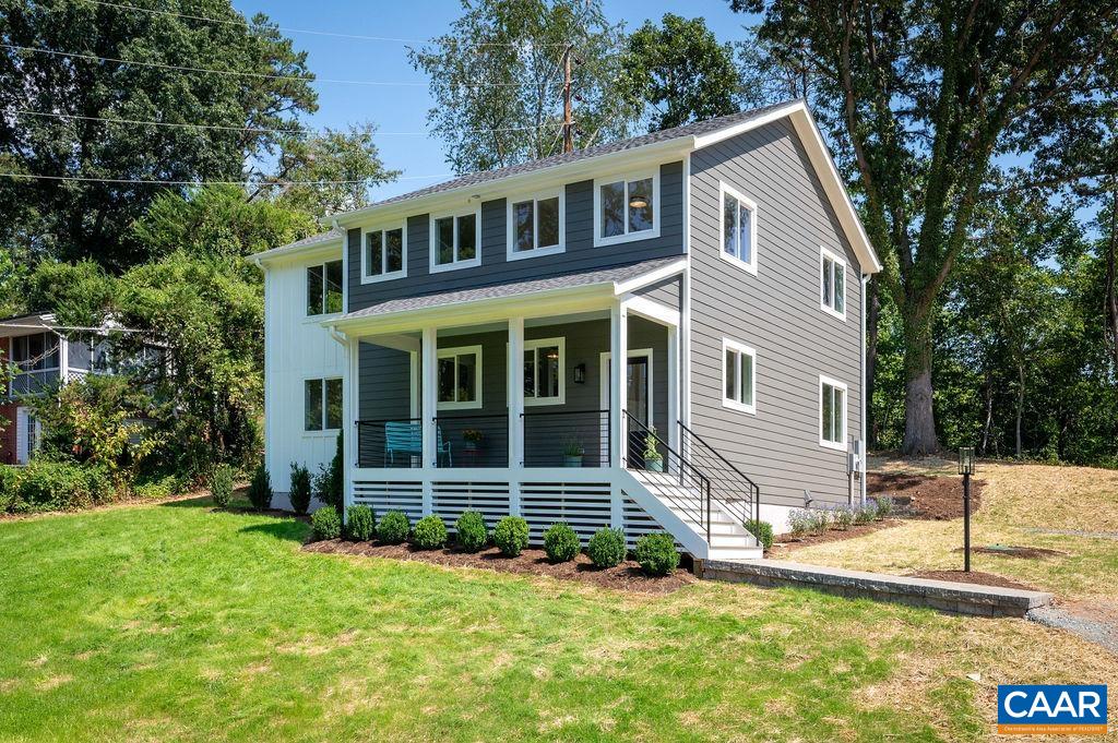 108 BUCKINGHAM CIR