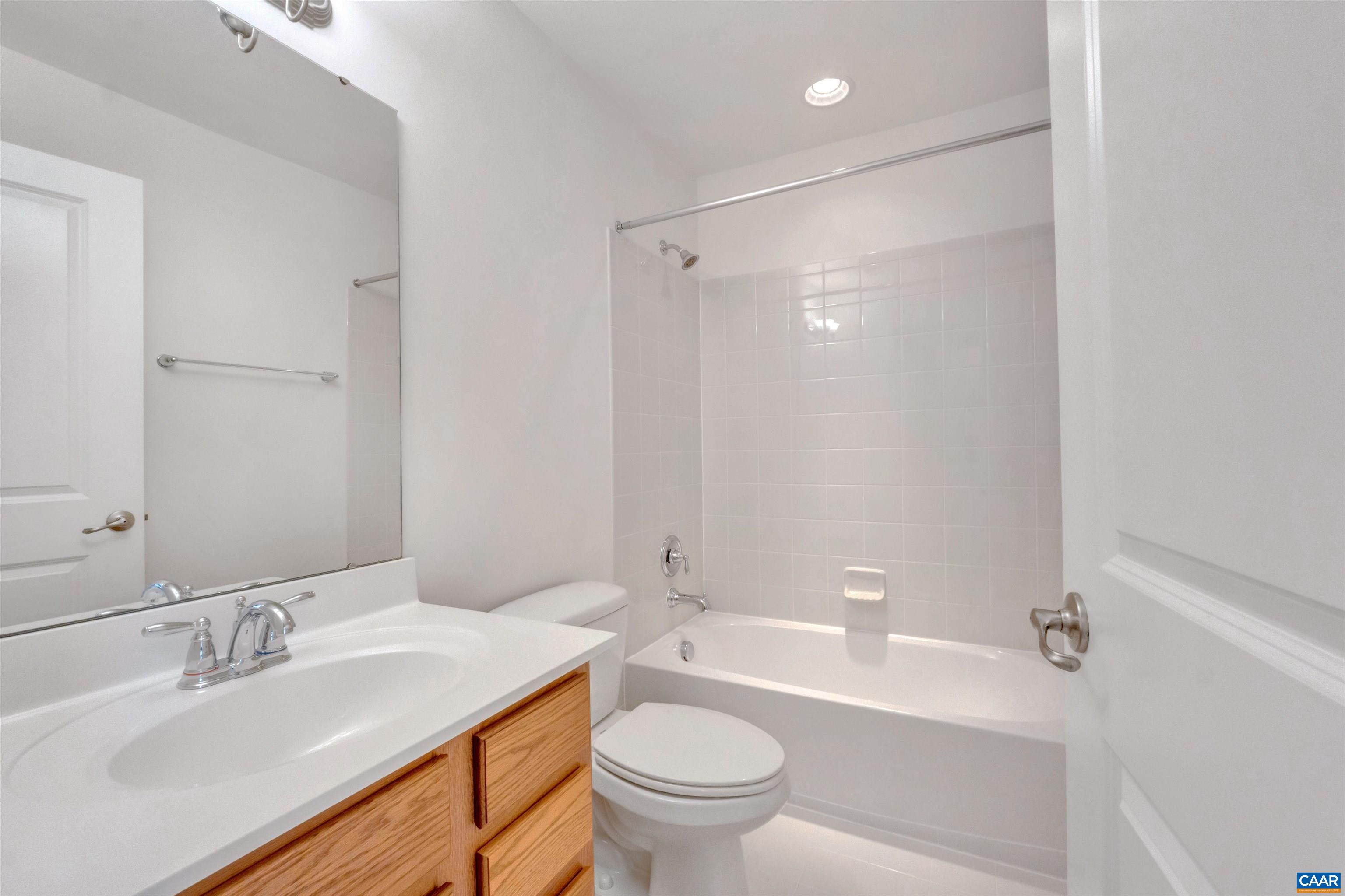 1513 WICKHAM POND DR