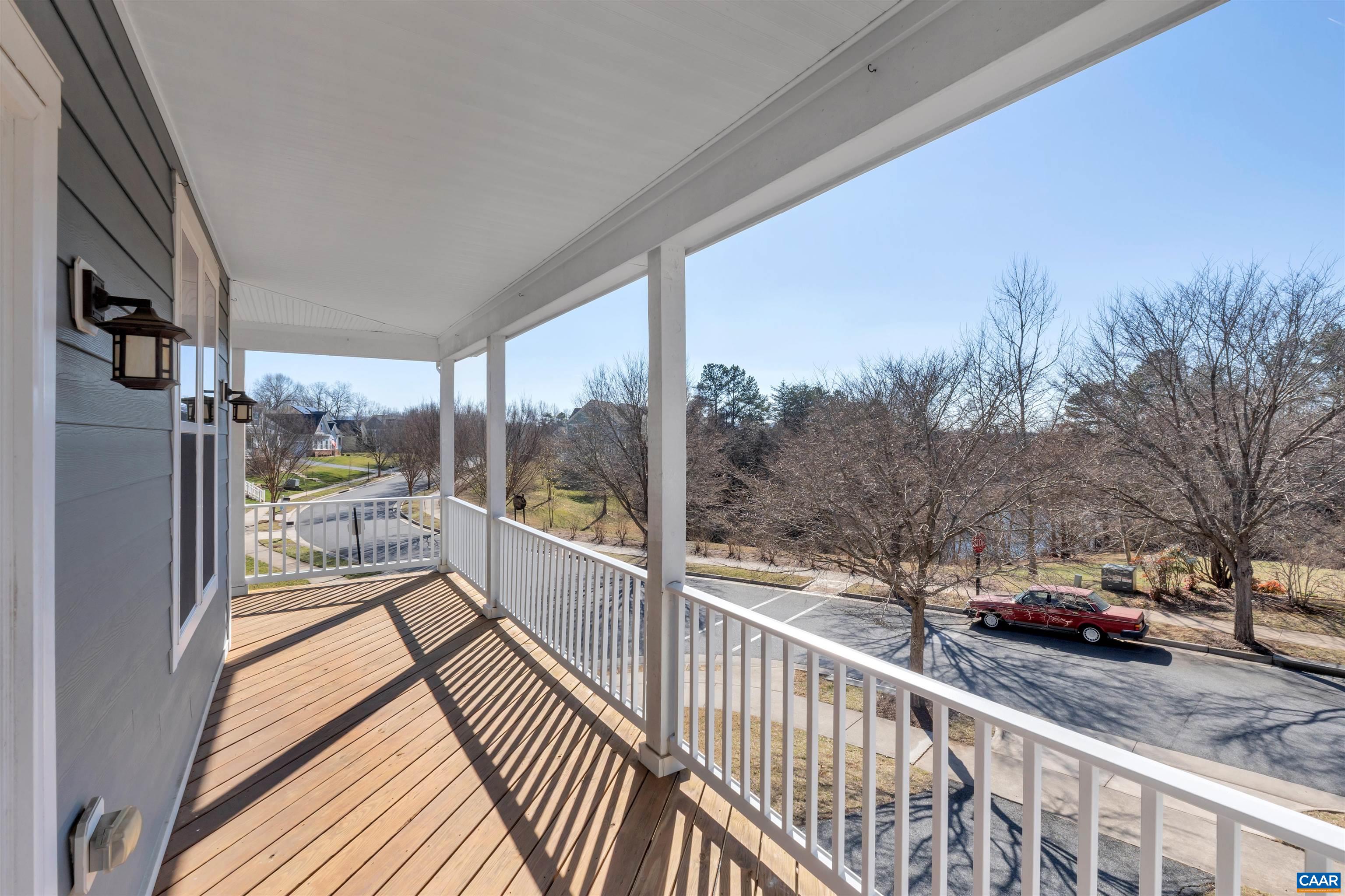 1513 WICKHAM POND DR