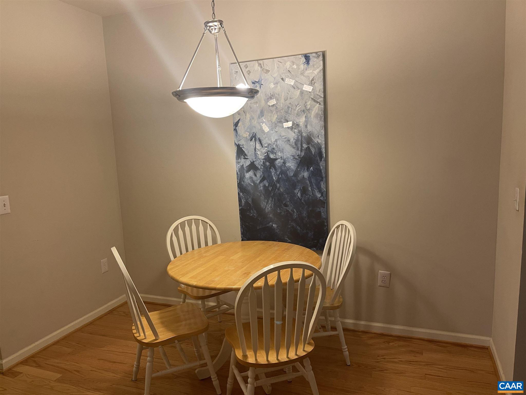 715 WALKER SQ Unit: 1b