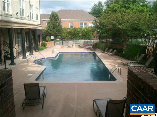 755 WALKER SQ Unit: 3D
