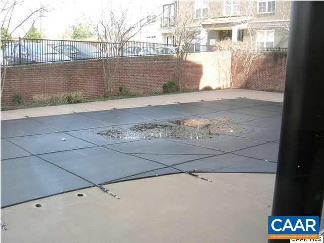 755 WALKER SQ Unit: 3D