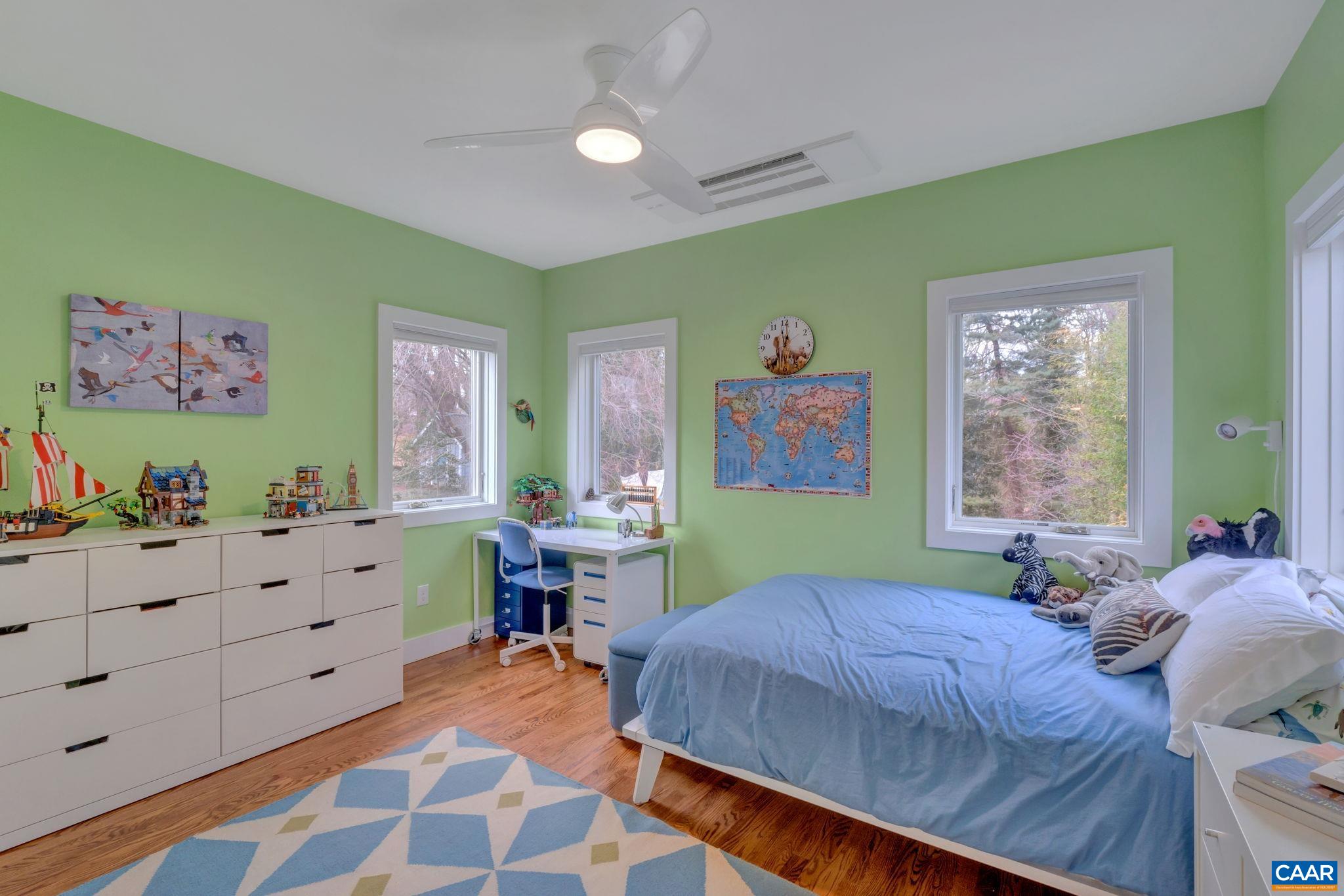 707 EVERGREEN AVE