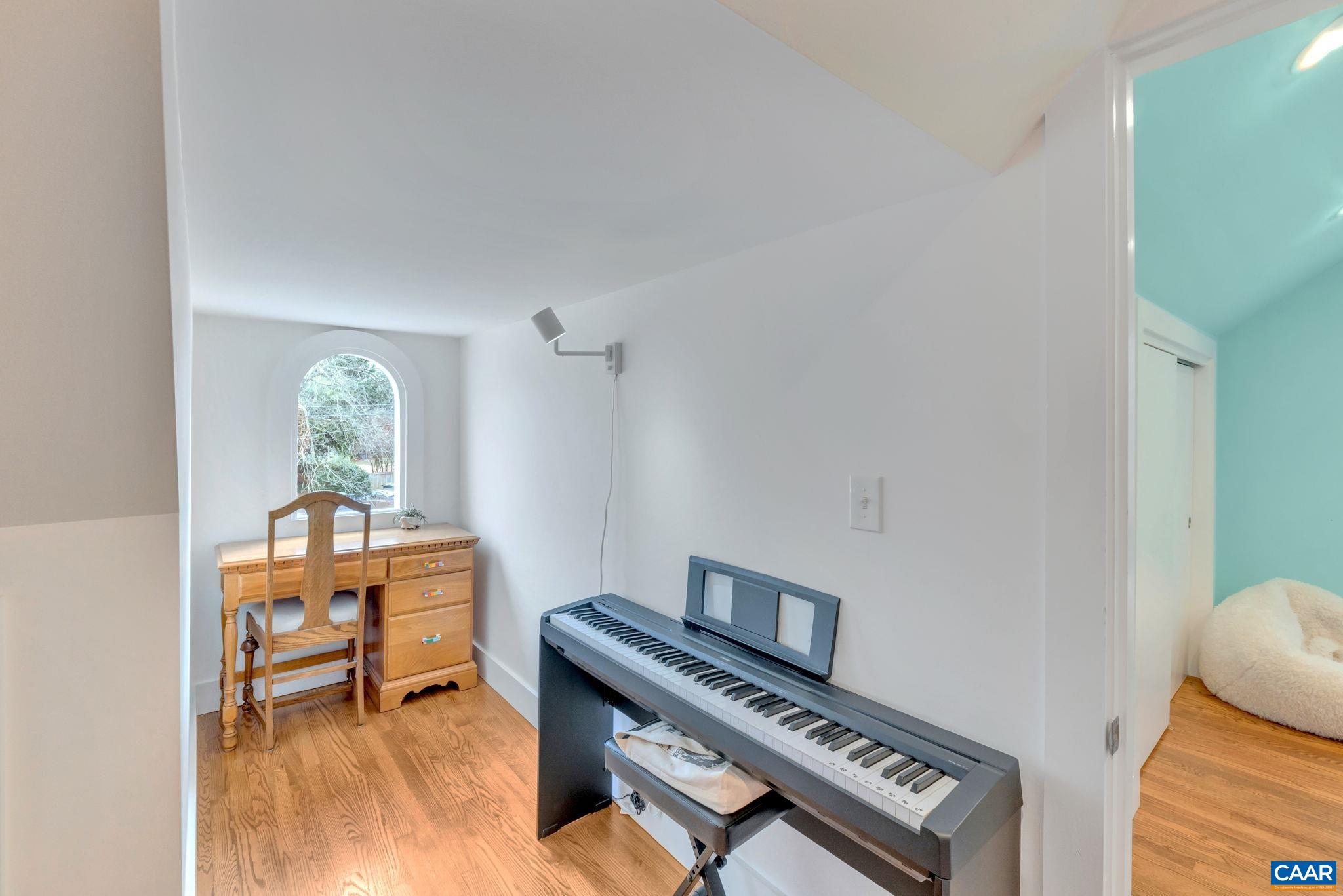 707 EVERGREEN AVE