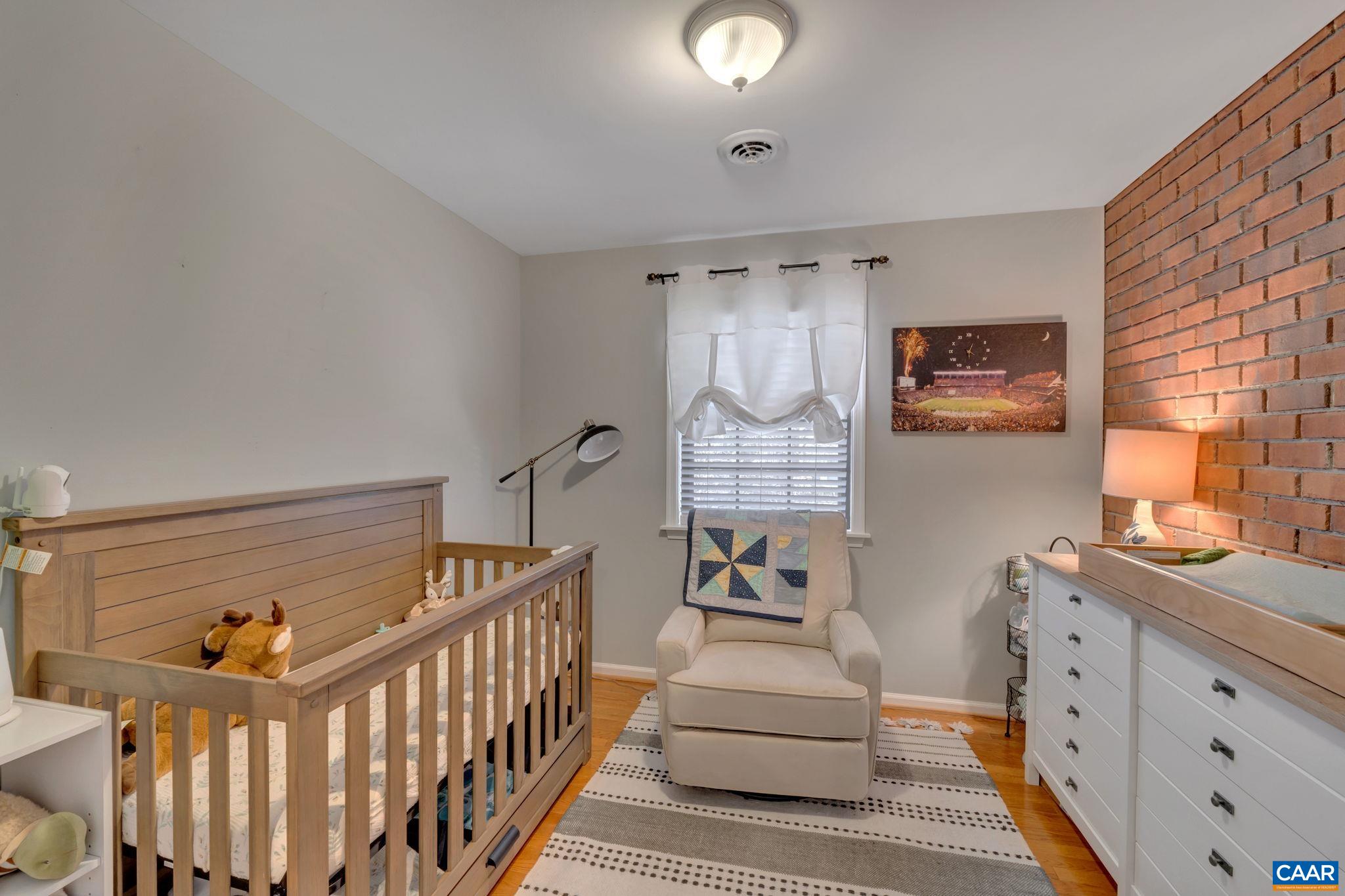 81 COURT PL