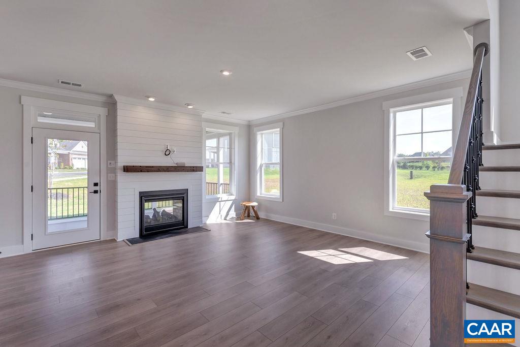 5037 MARY JACKSON CT