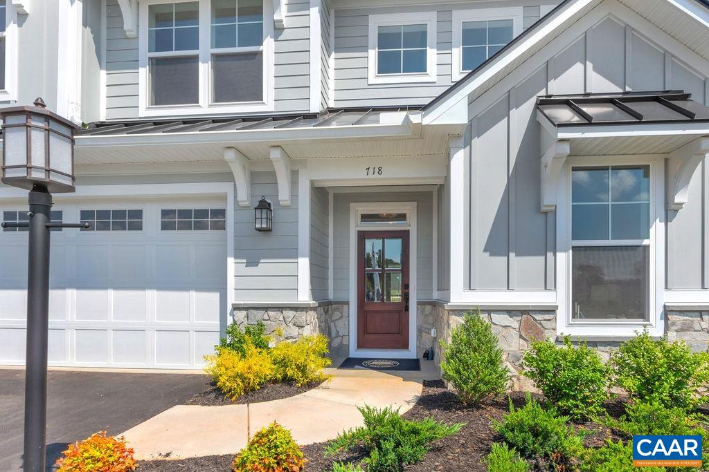 5037 MARY JACKSON CT