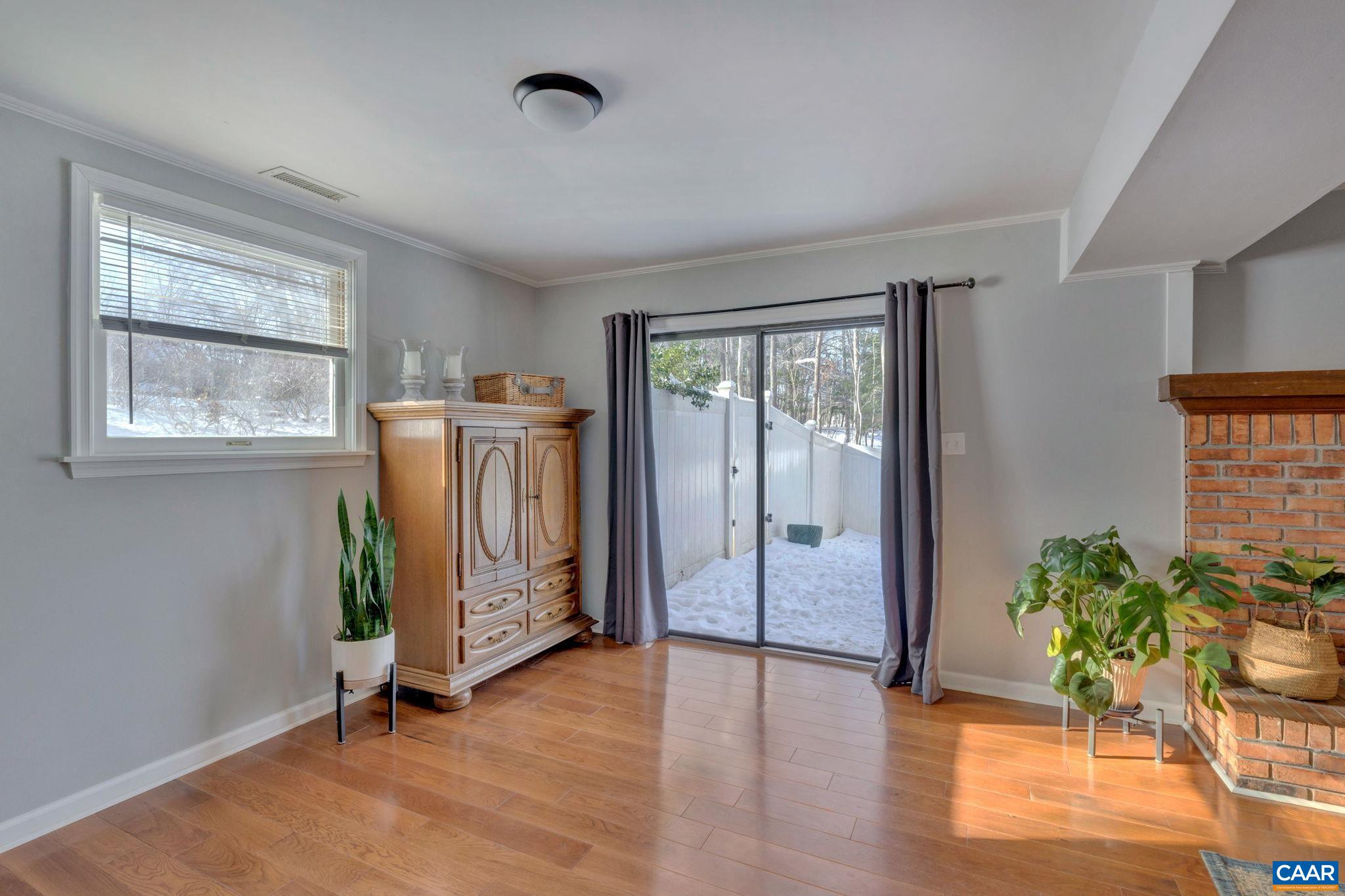 352 BUCK MOUNTAIN RD