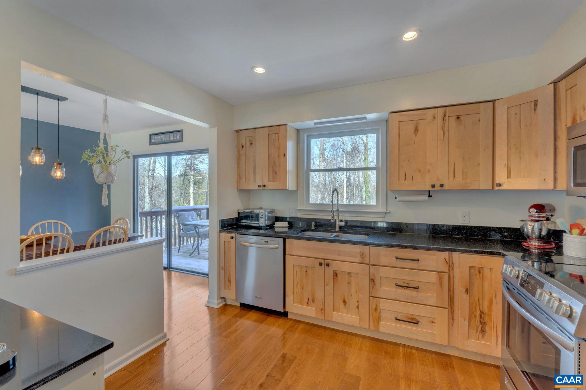 352 BUCK MOUNTAIN RD