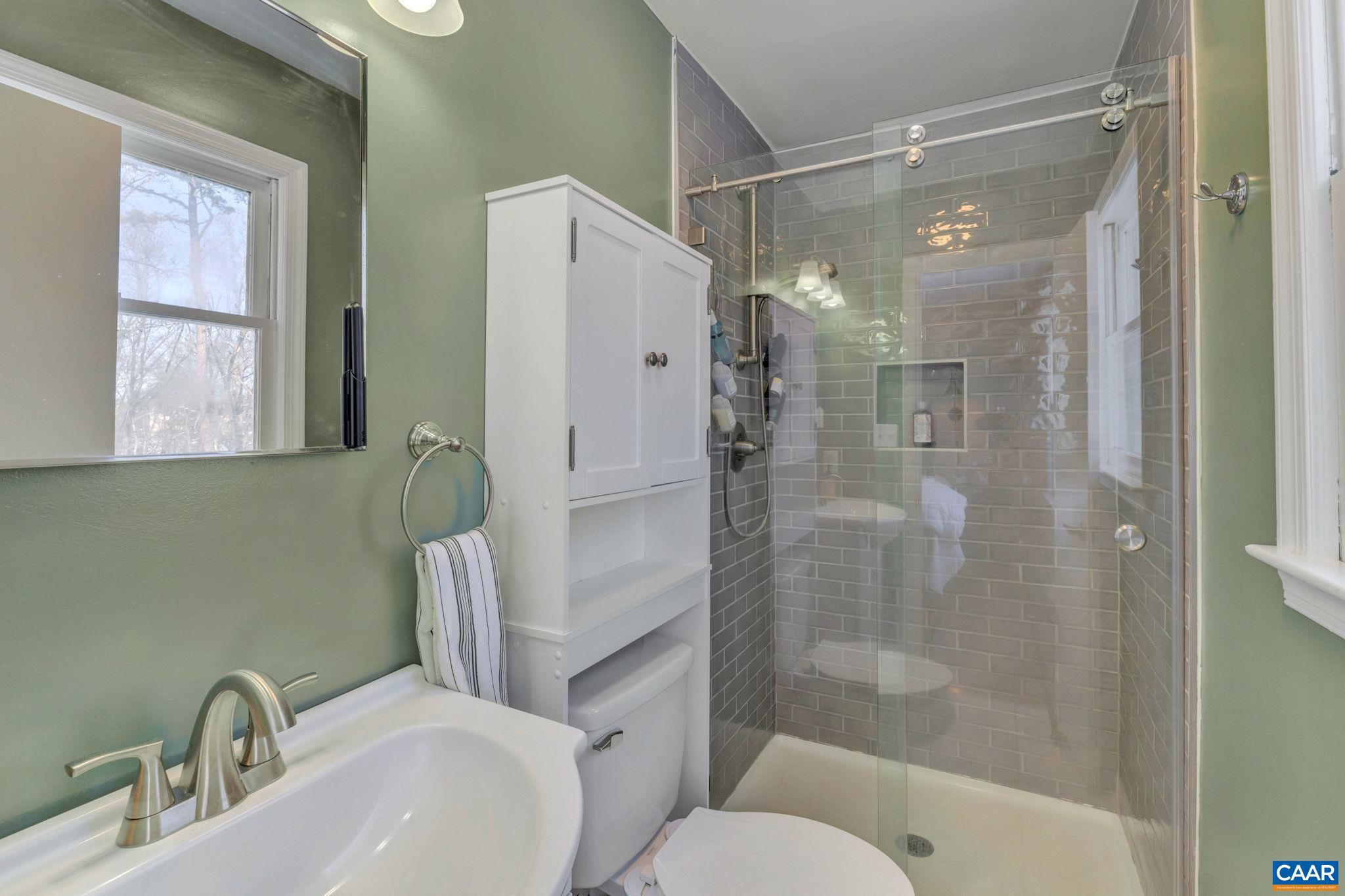 352 BUCK MOUNTAIN RD