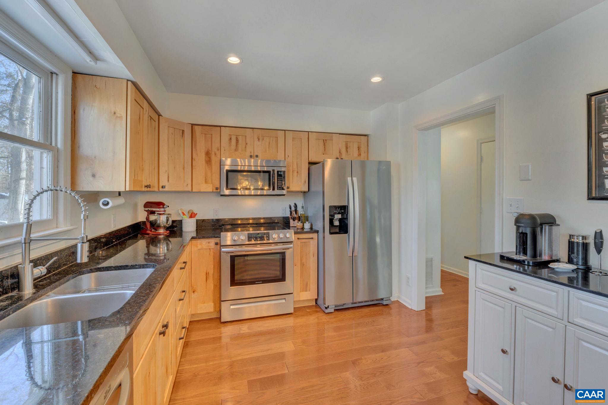 352 BUCK MOUNTAIN RD