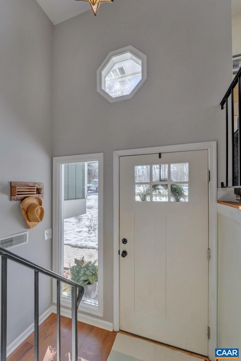 352 BUCK MOUNTAIN RD