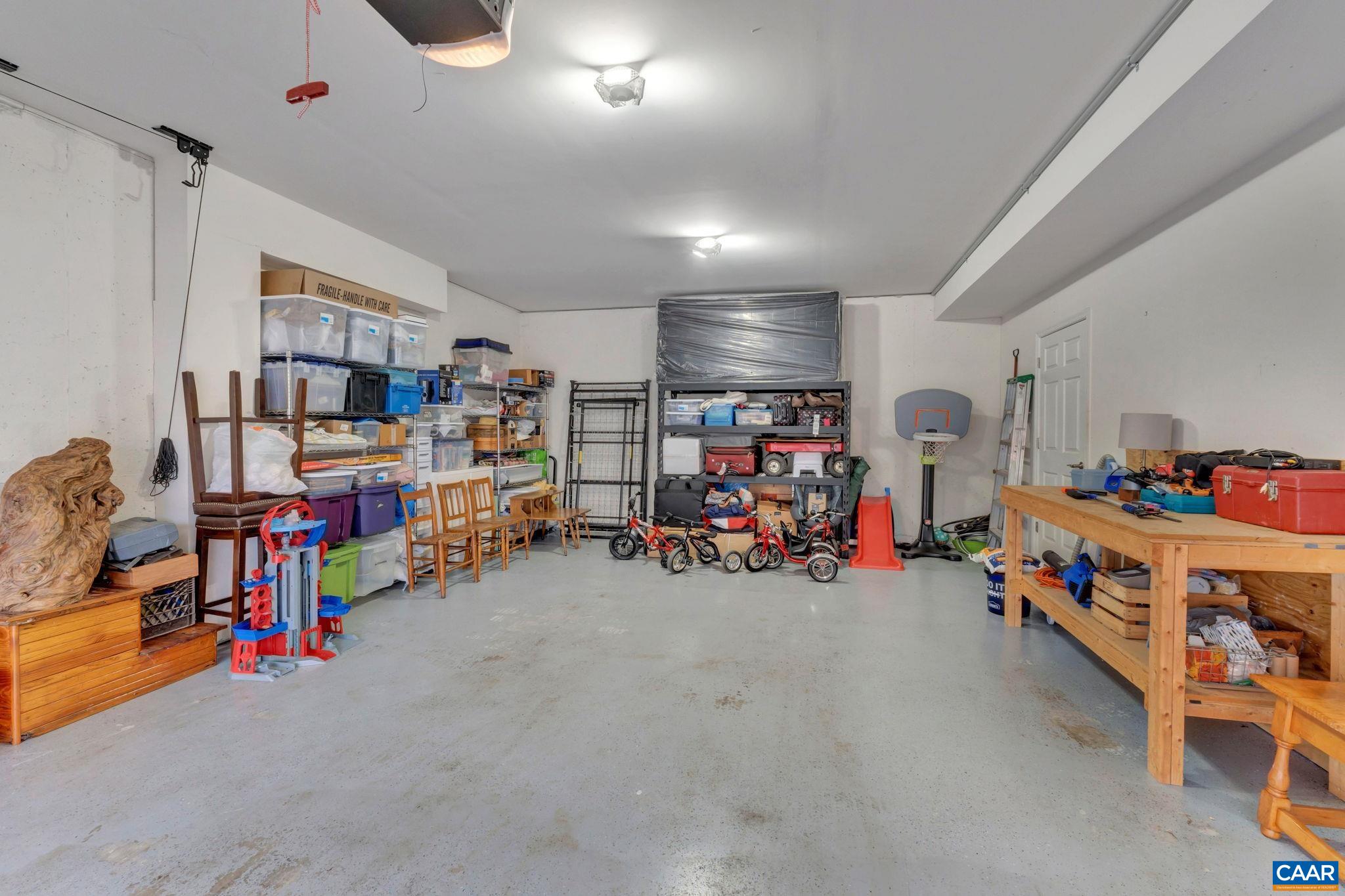 144 BROOKWOOD DR