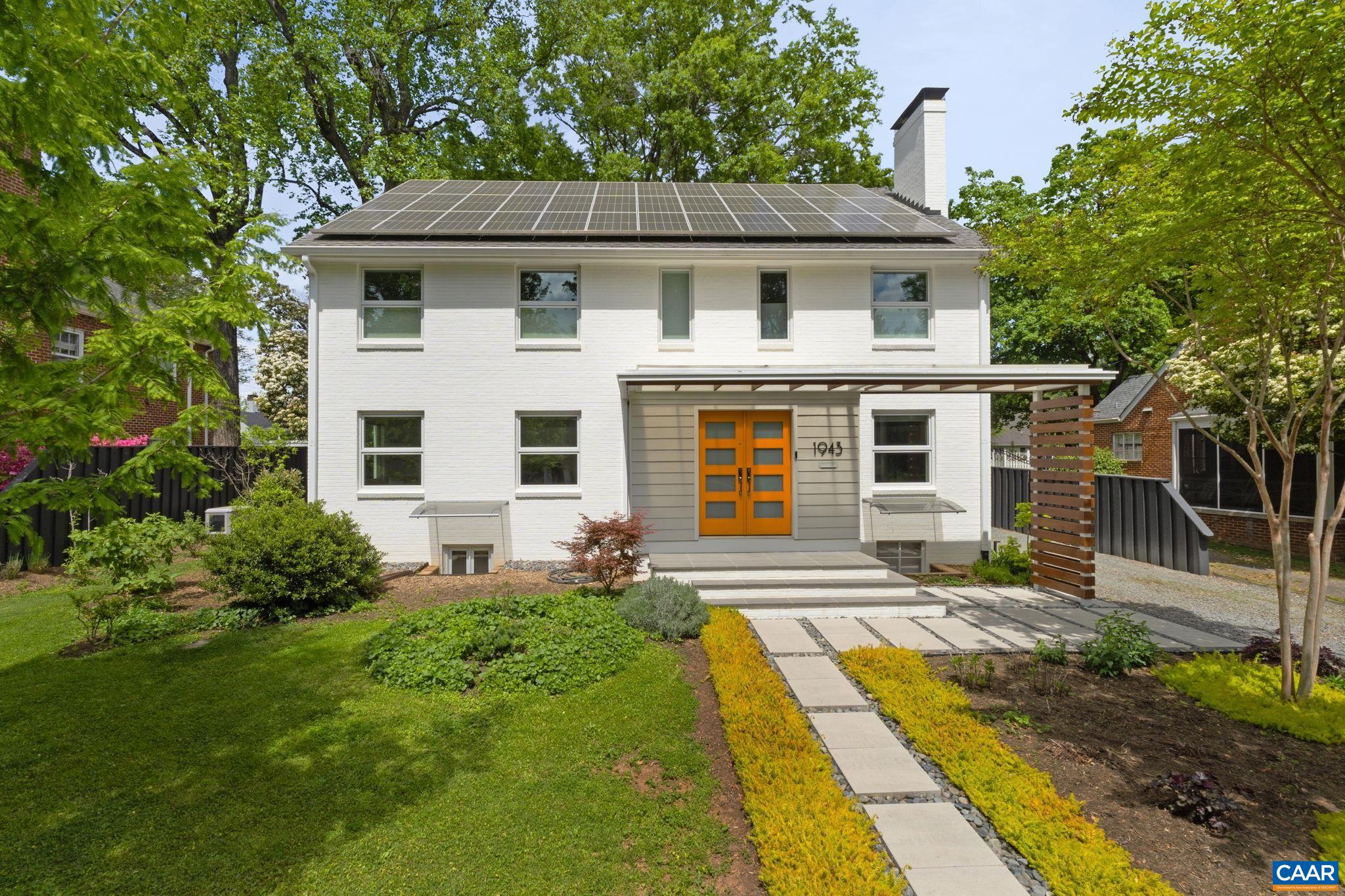 1943 THOMSON RD