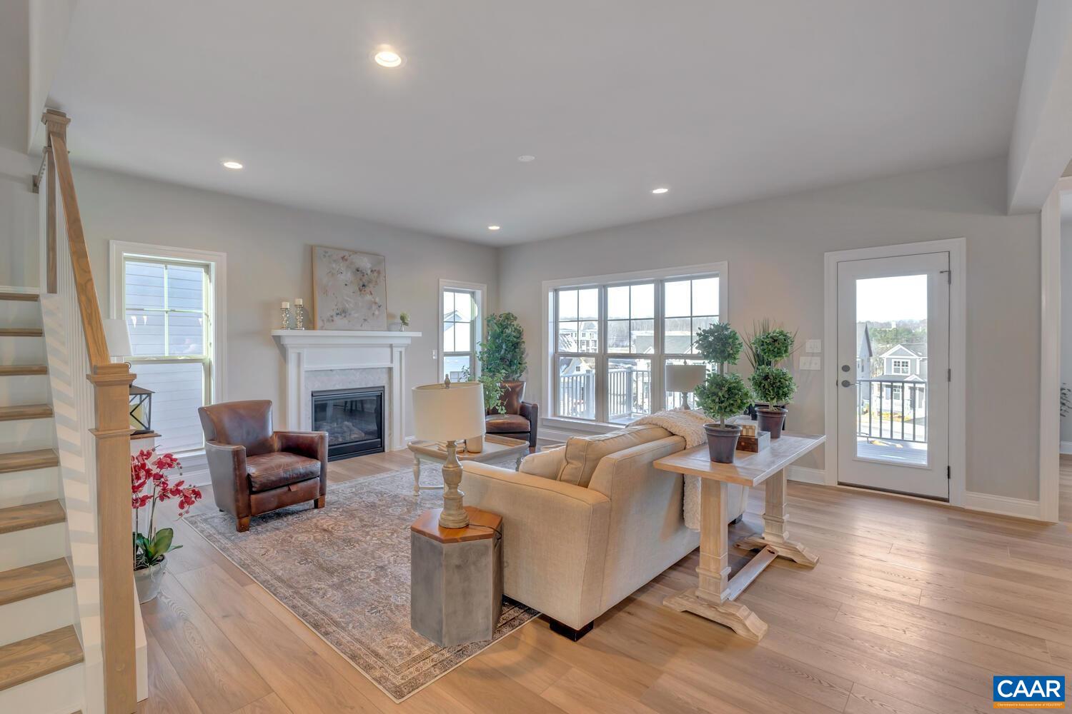 158 CLIFFVIEW CT