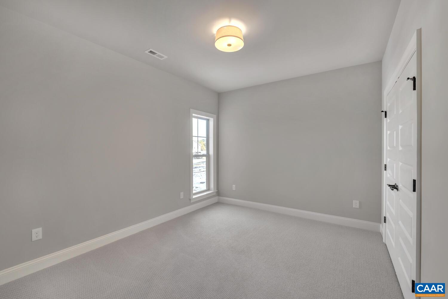158 CLIFFVIEW CT