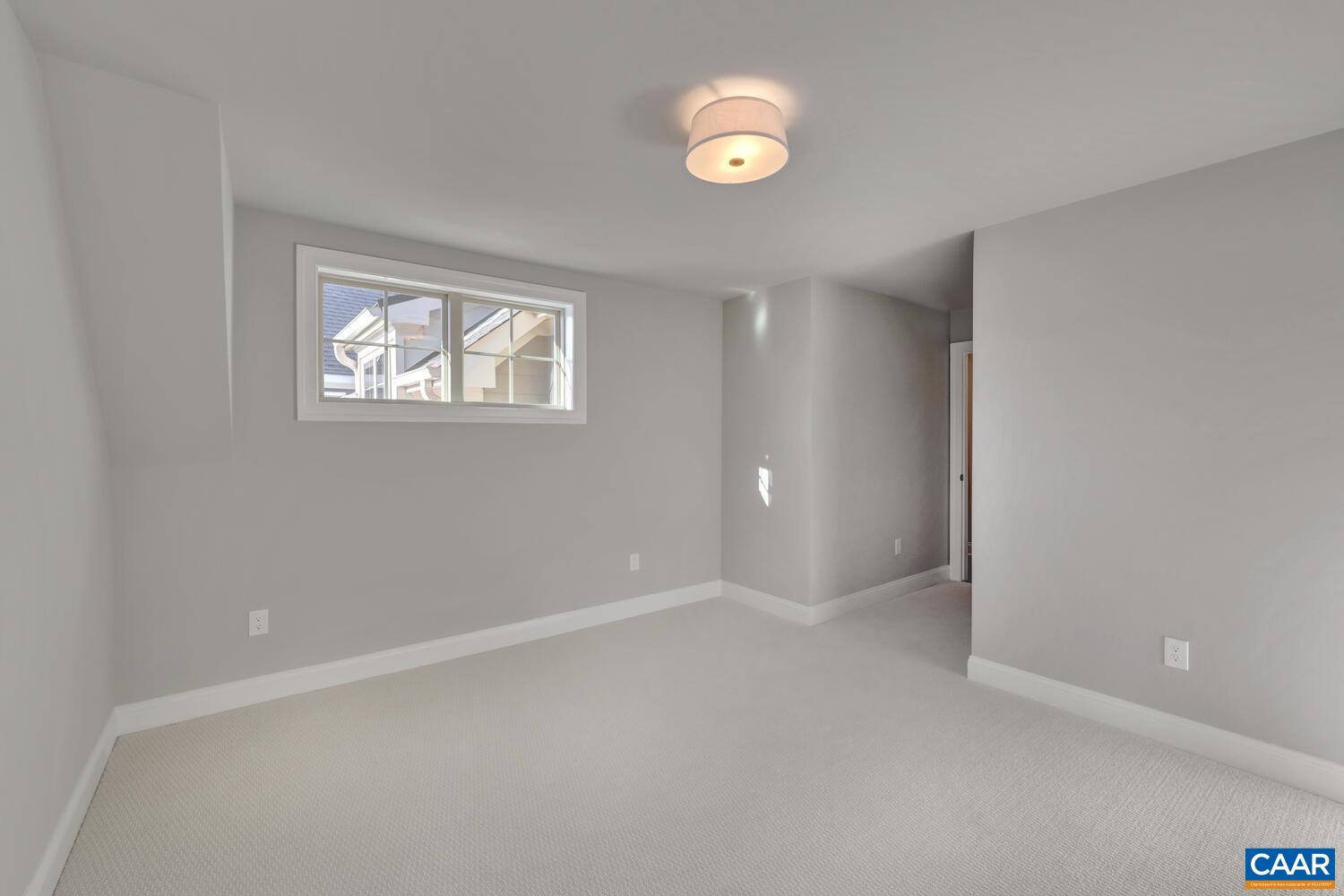 158 CLIFFVIEW CT