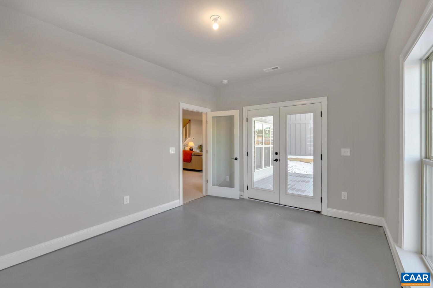 158 CLIFFVIEW CT