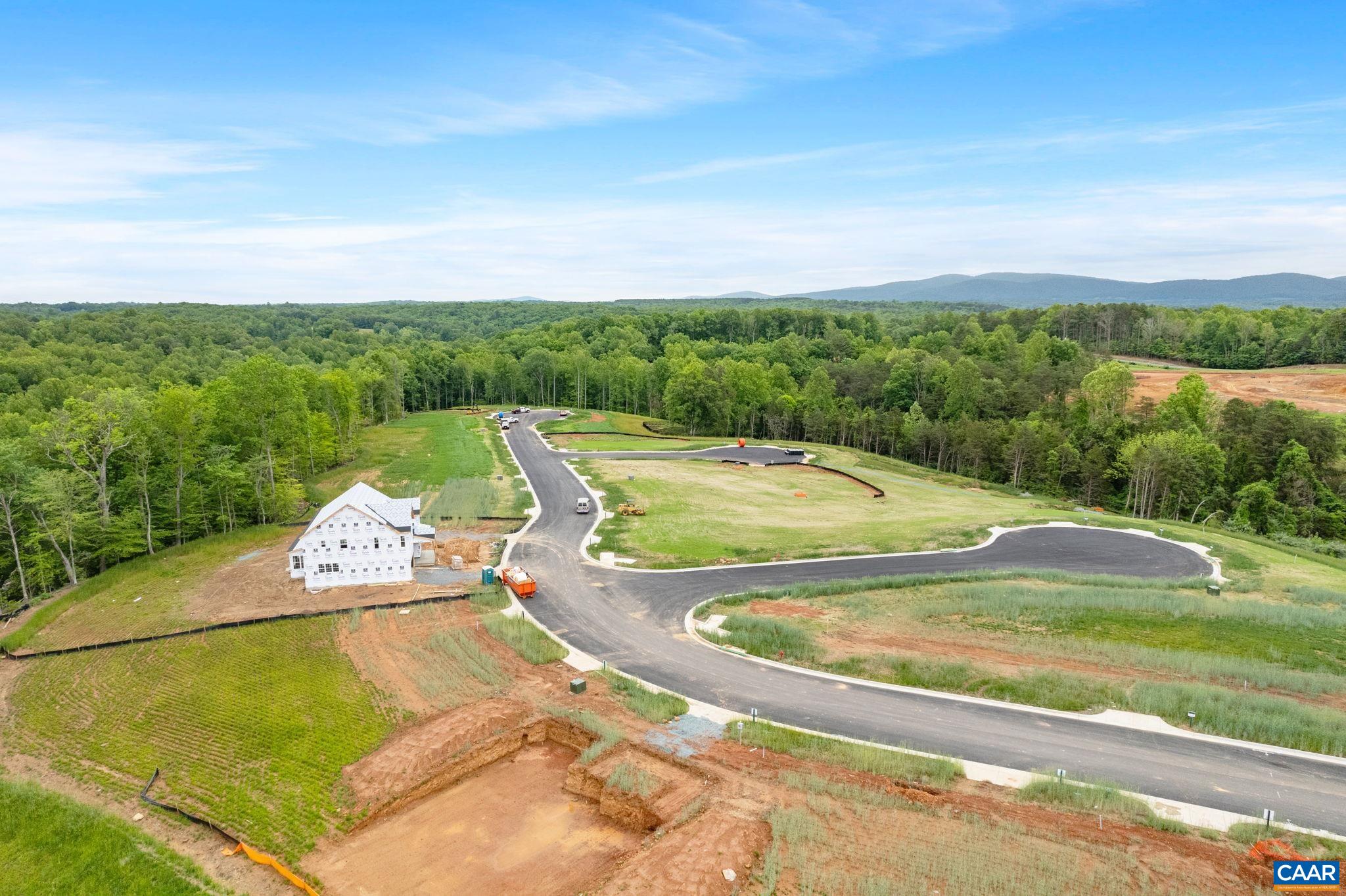 158 CLIFFVIEW CT