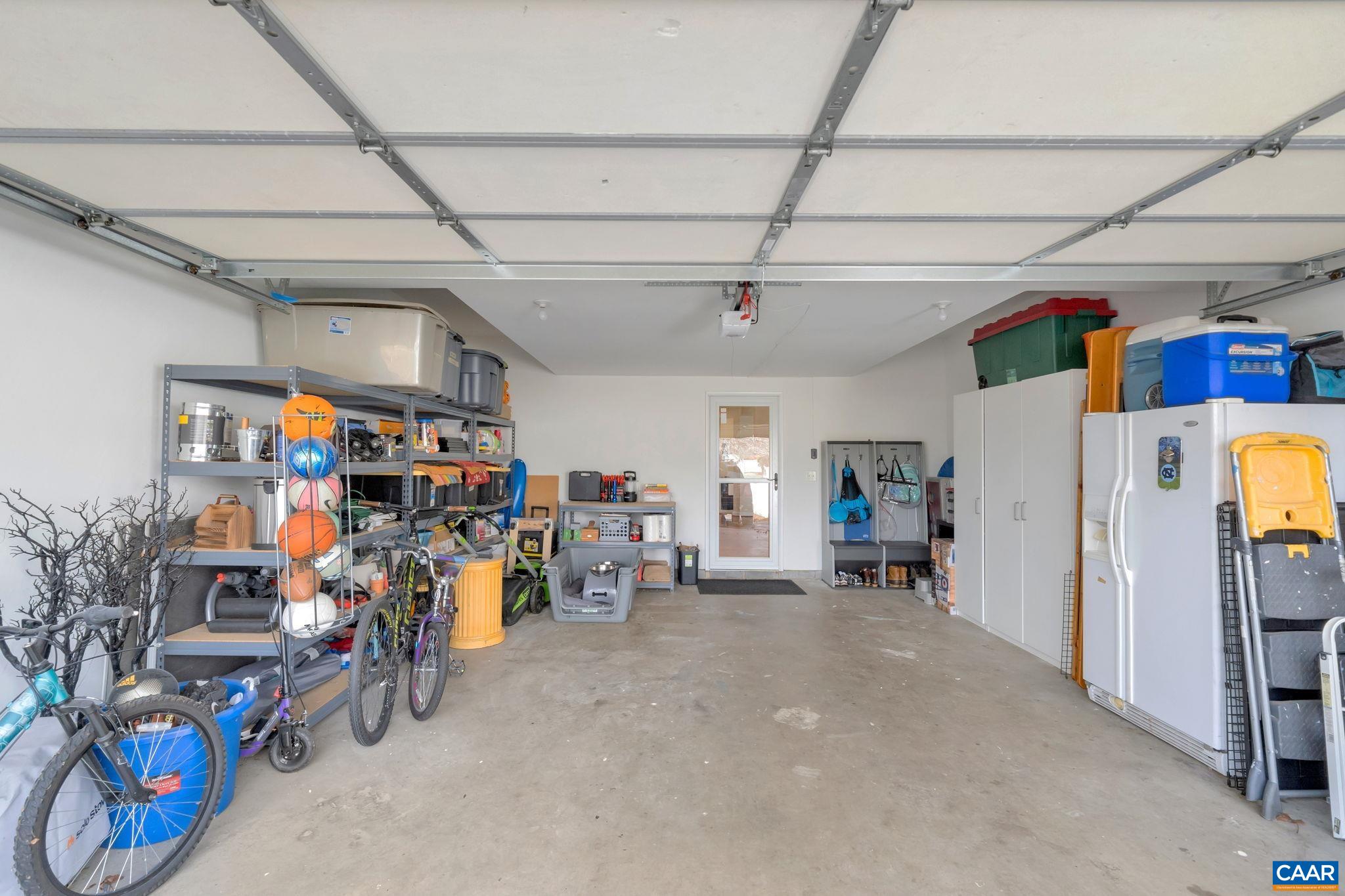 2024 LEYLAND DR