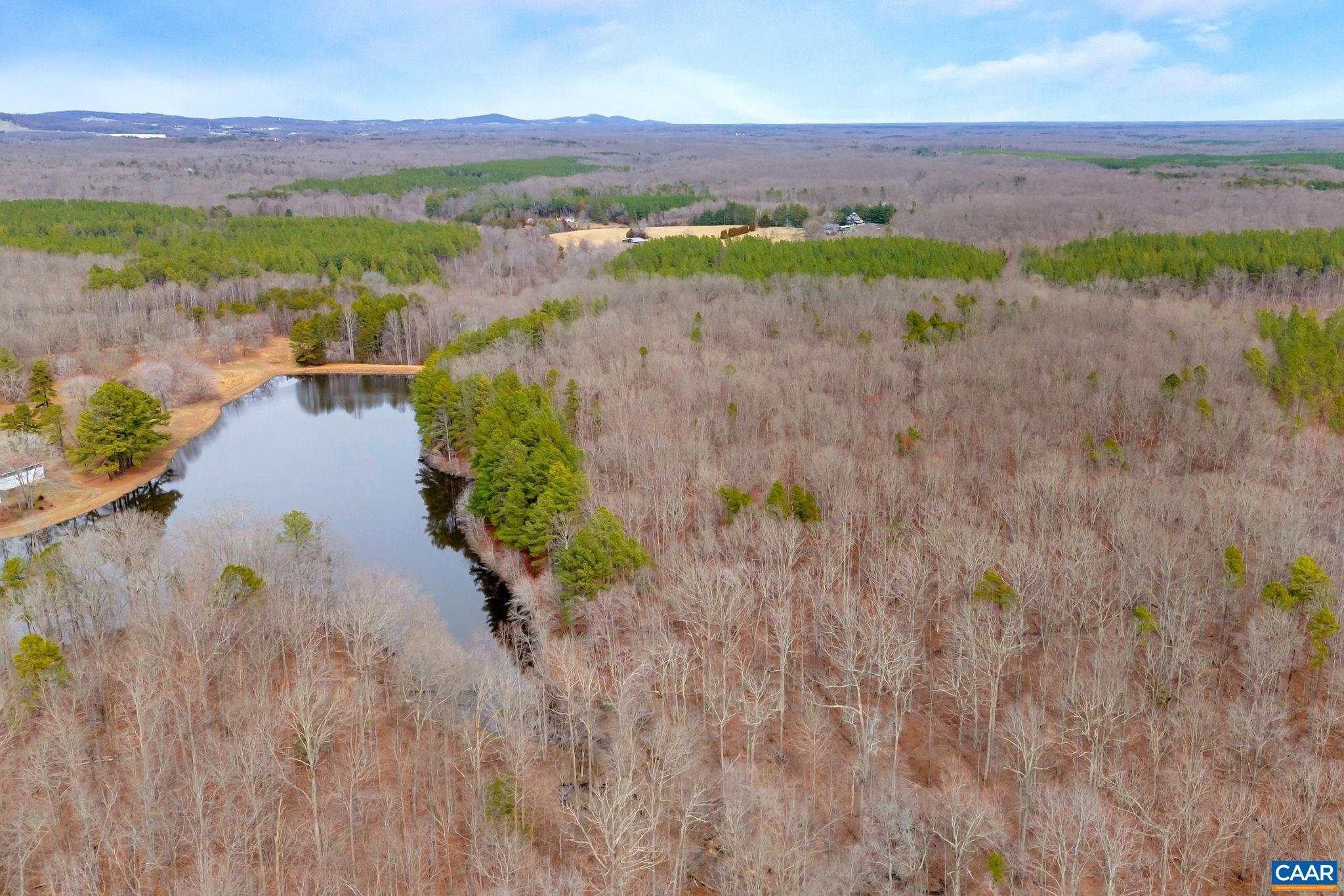 449 TALL OAKS LN