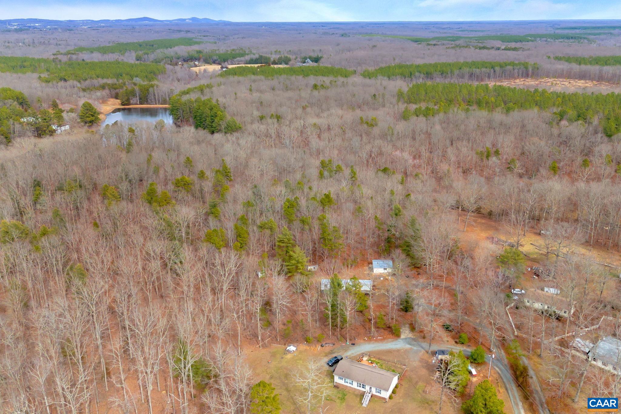 449 TALL OAKS LN