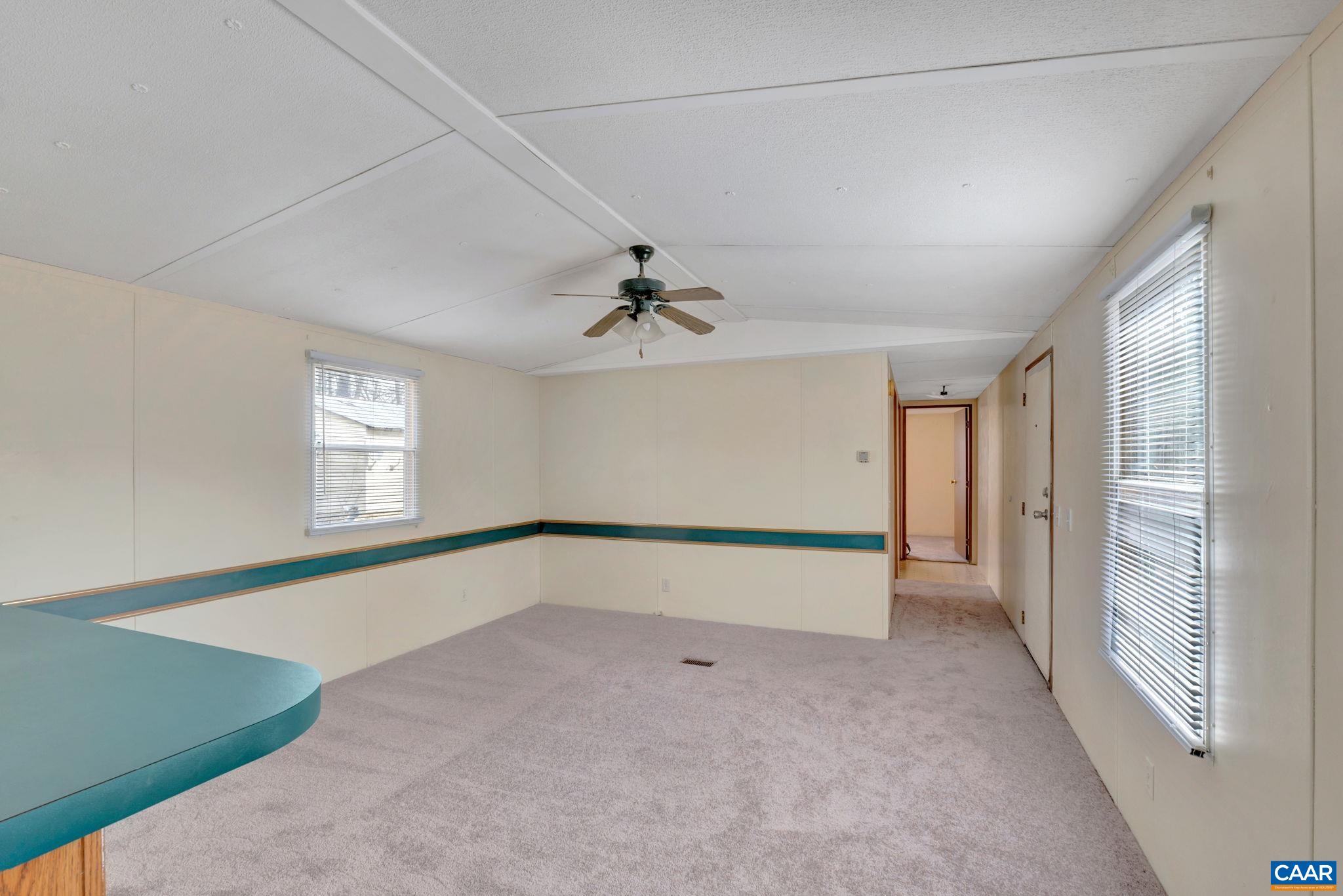 449 TALL OAKS LN