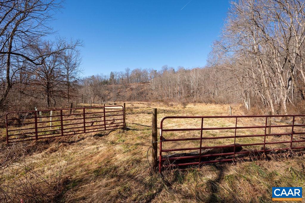 TBD ROCKFISH GAP TPKE