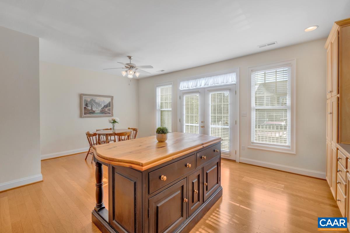 1151 EDMOND CT