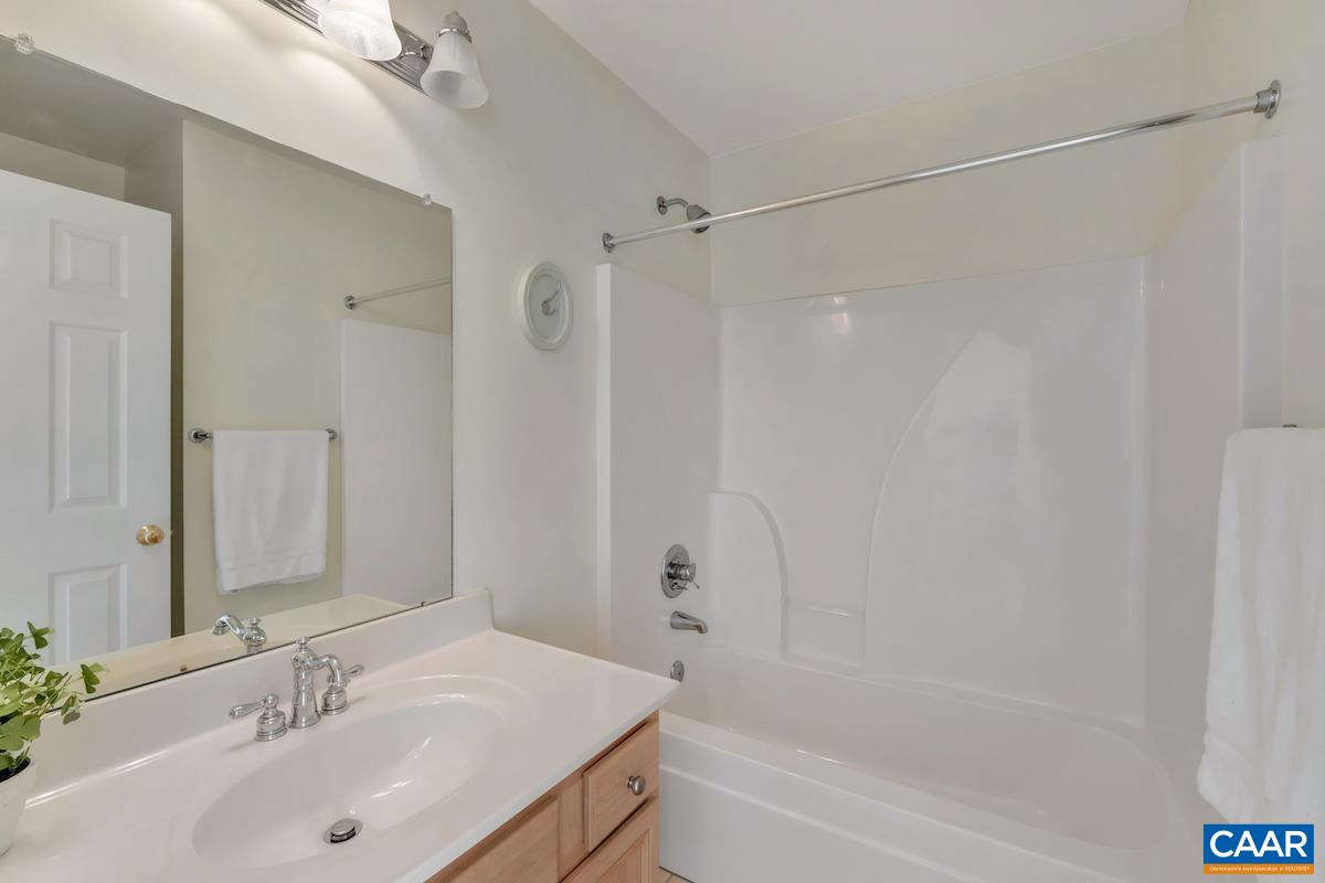 1151 EDMOND CT