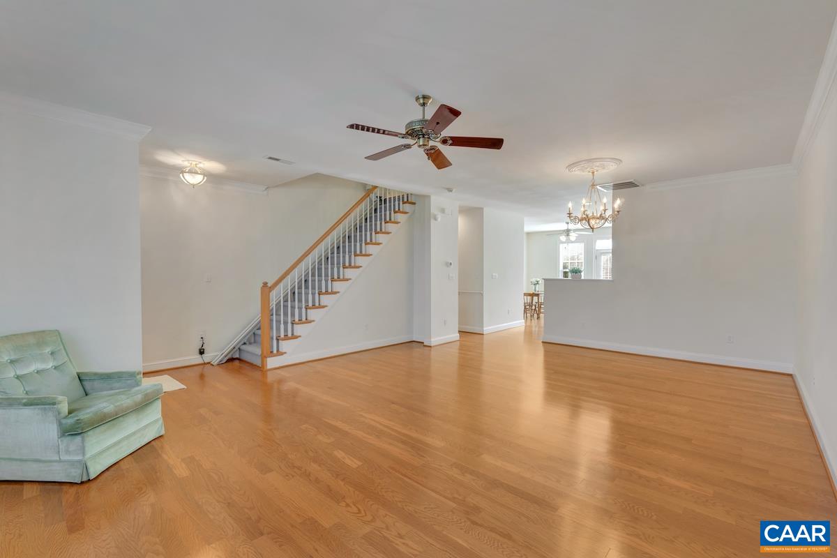 1151 EDMOND CT