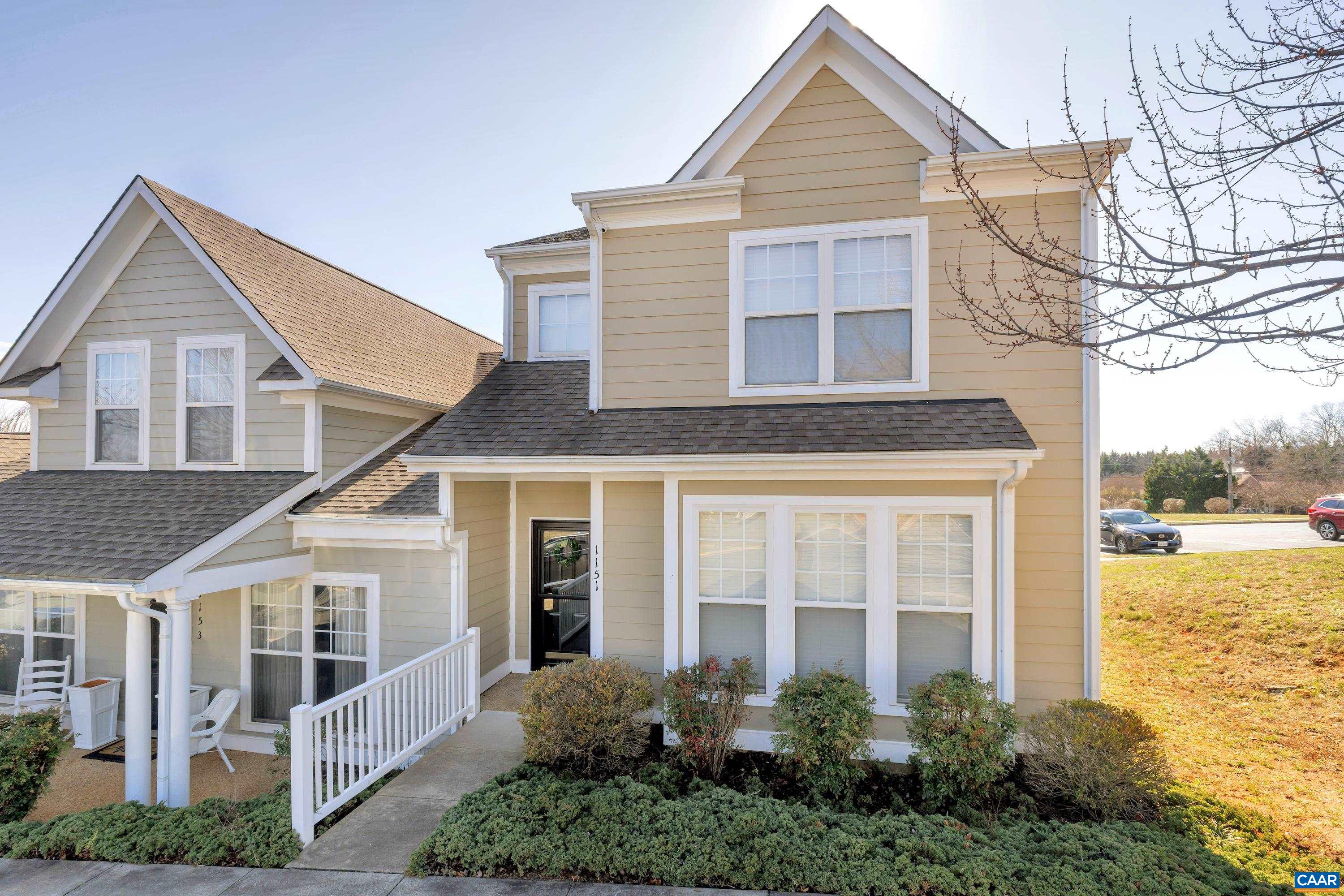1151 EDMOND CT