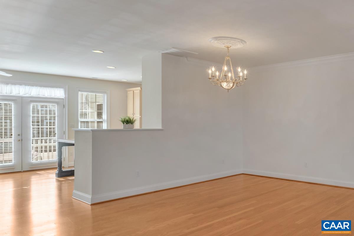 1151 EDMOND CT