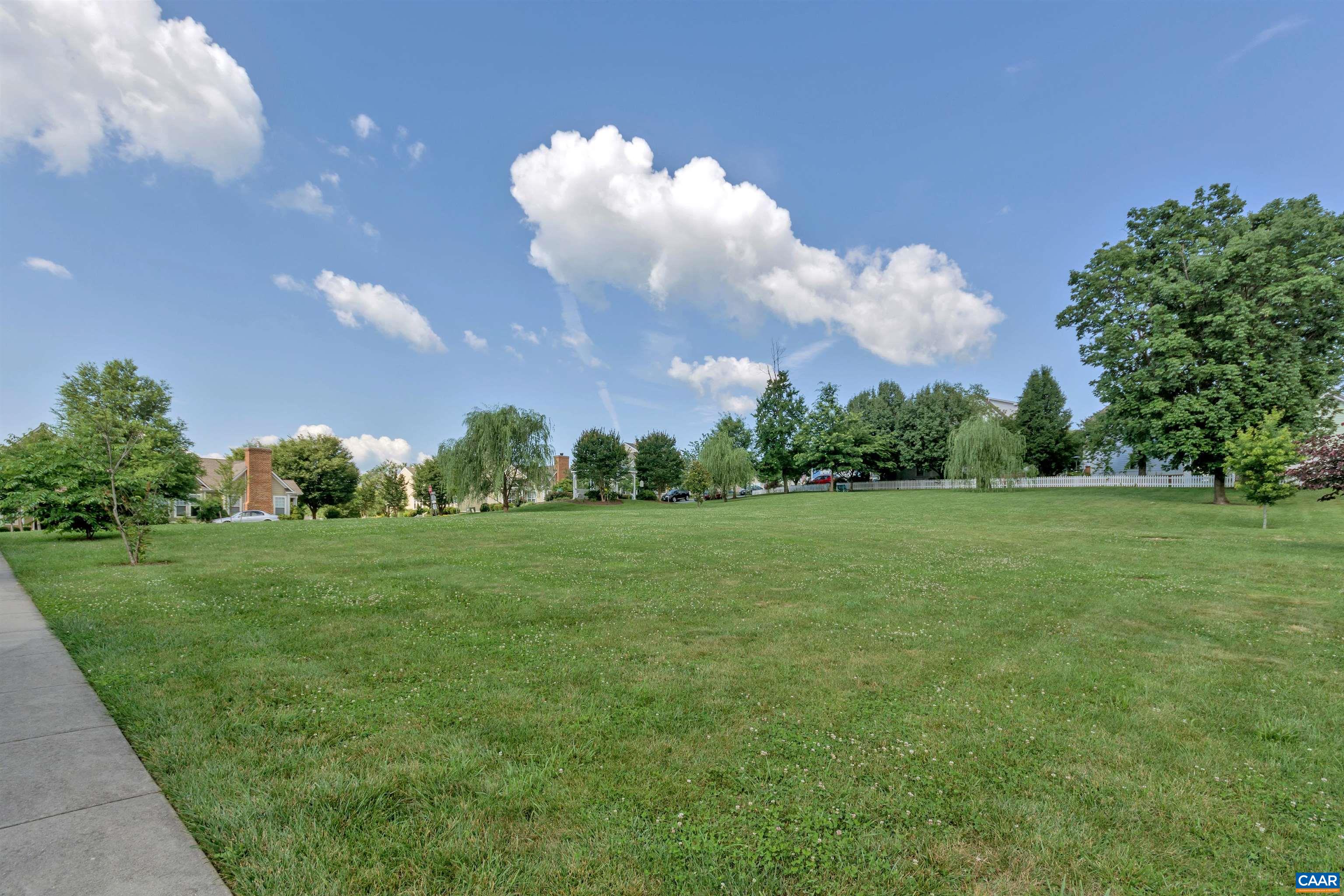 1151 EDMOND CT
