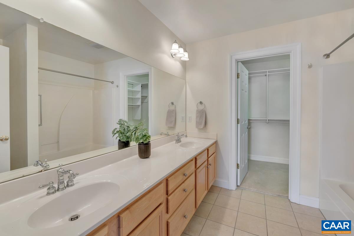 1151 EDMOND CT